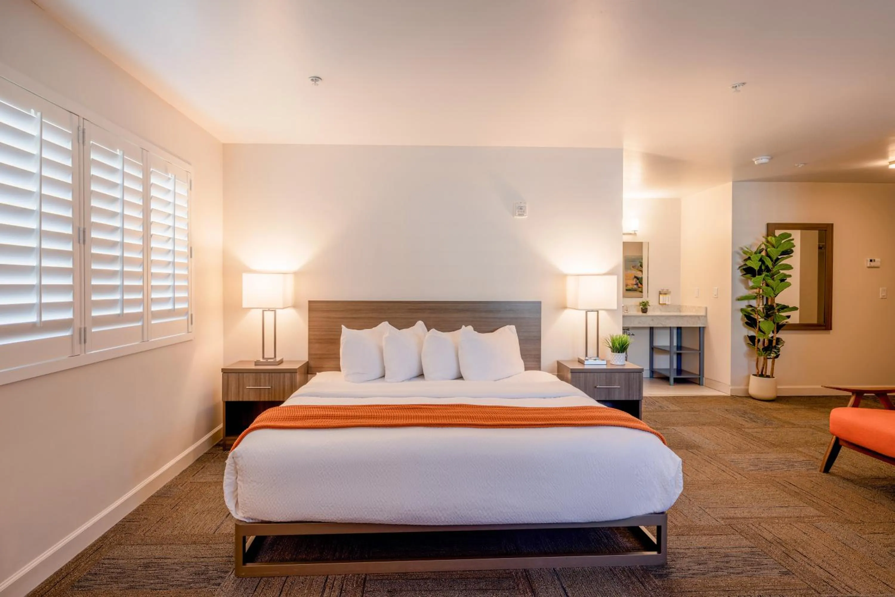 Bed in Inn At Moss Landing Point