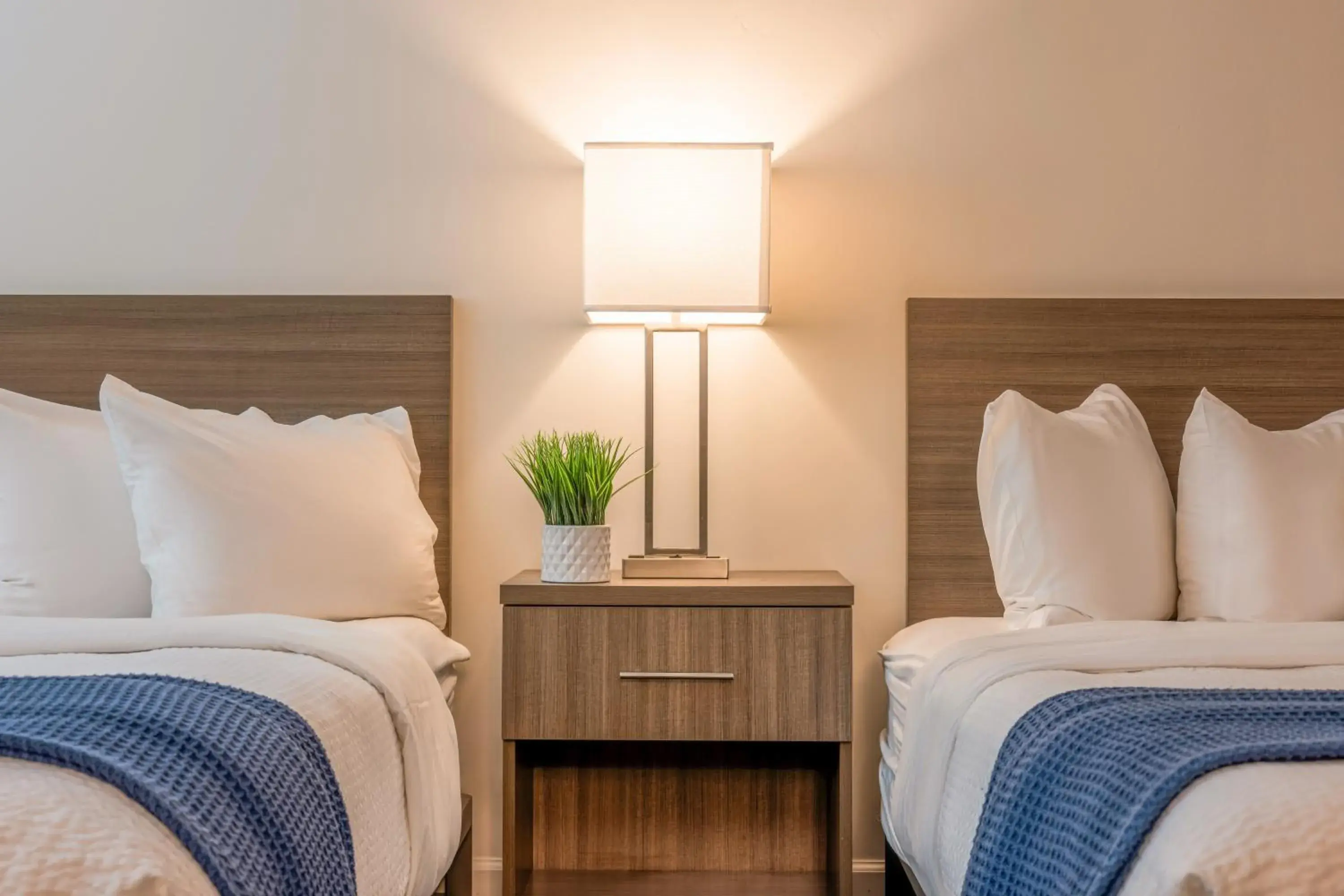 Bedroom, Bed in Inn At Moss Landing Point Bedroom, Bed in Inn At Moss Landing Point