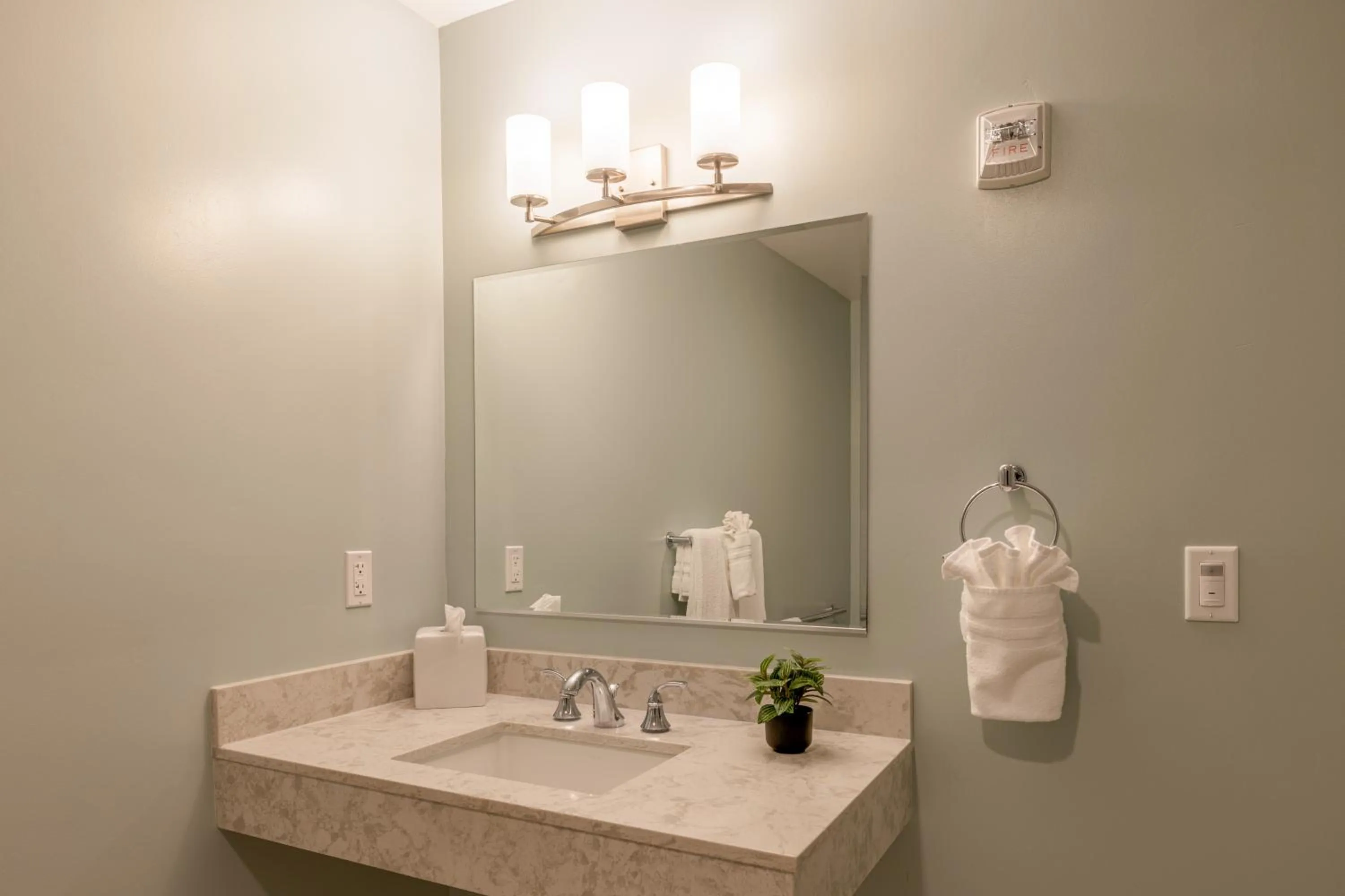 Bathroom in Inn At Moss Landing Point