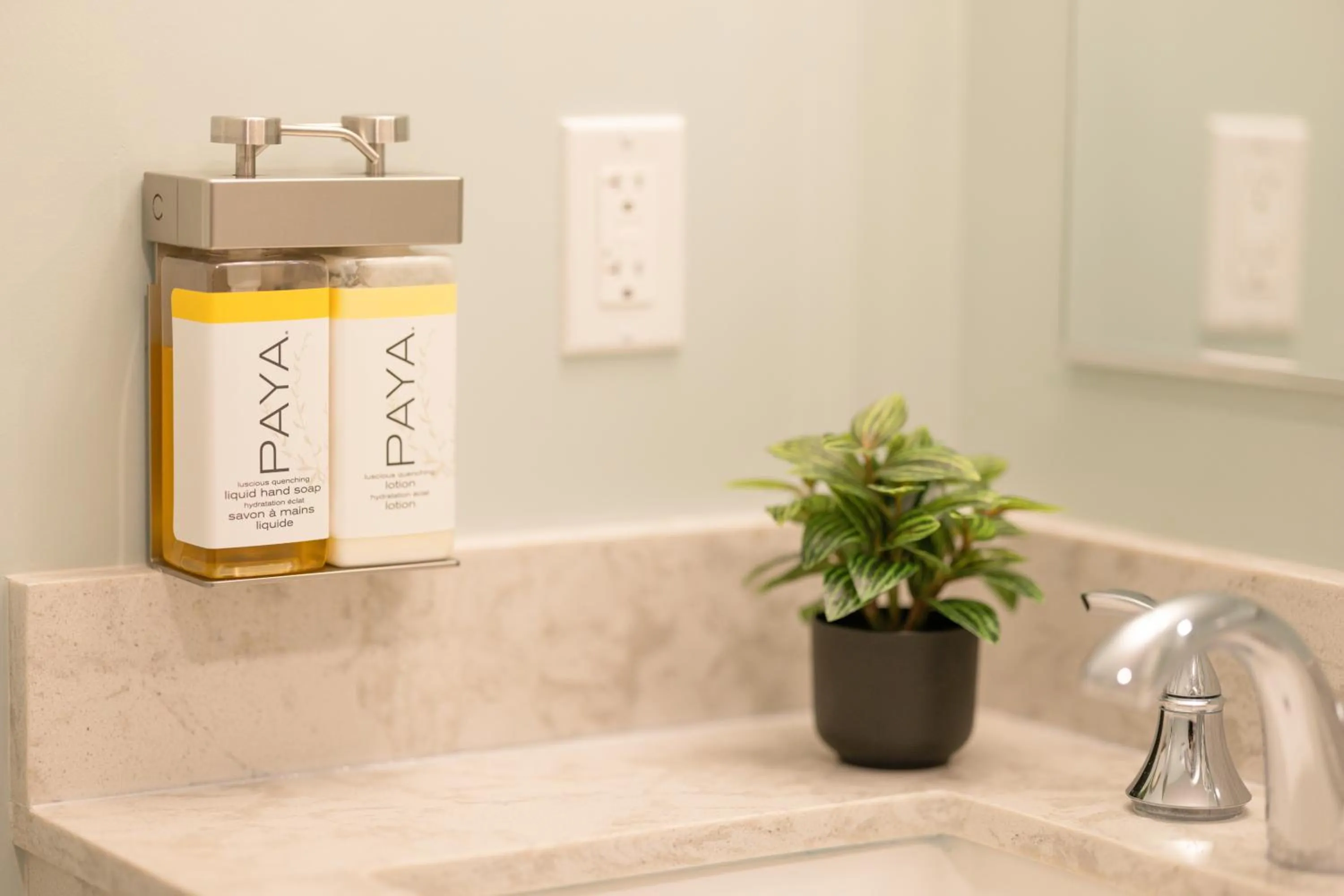 Bathroom in Inn At Moss Landing Point