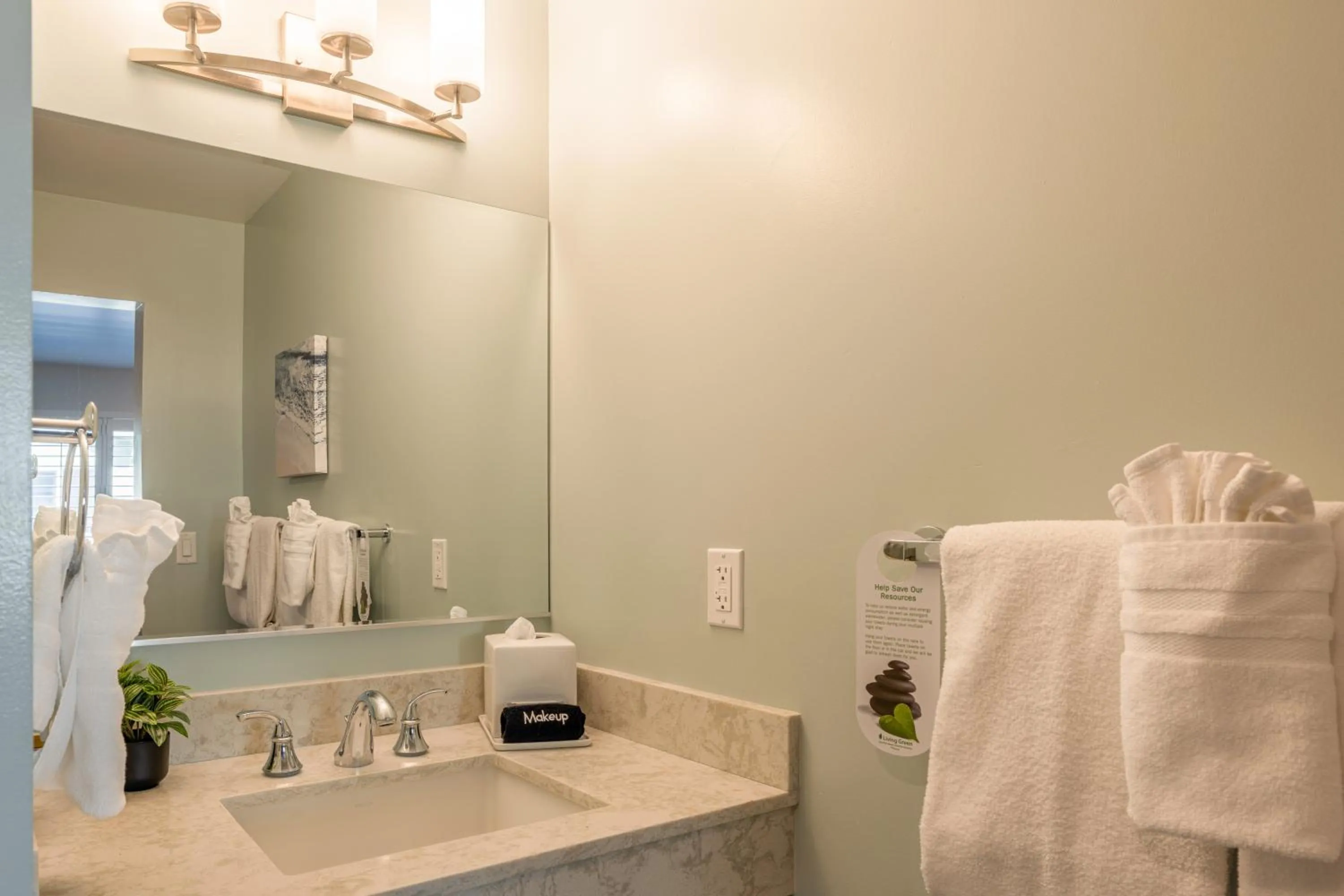 Bathroom in Inn At Moss Landing Point