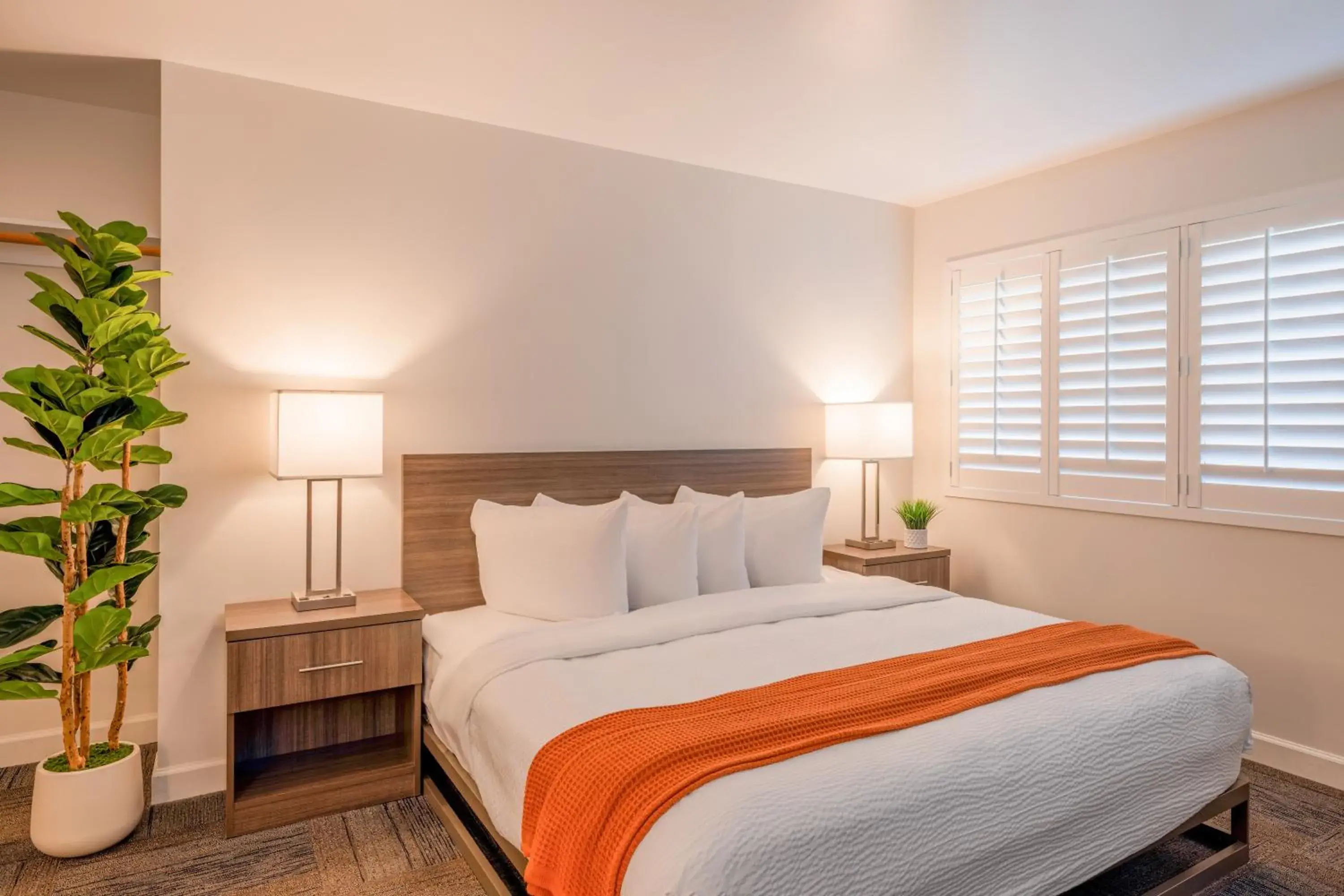 Bed in Inn At Moss Landing Point Bed in Inn At Moss Landing Point