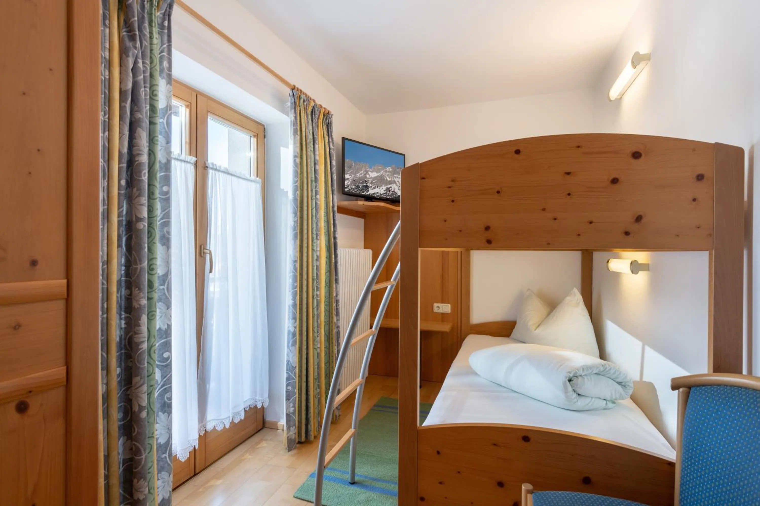 children, Bed in Landhaus Kaiserblick