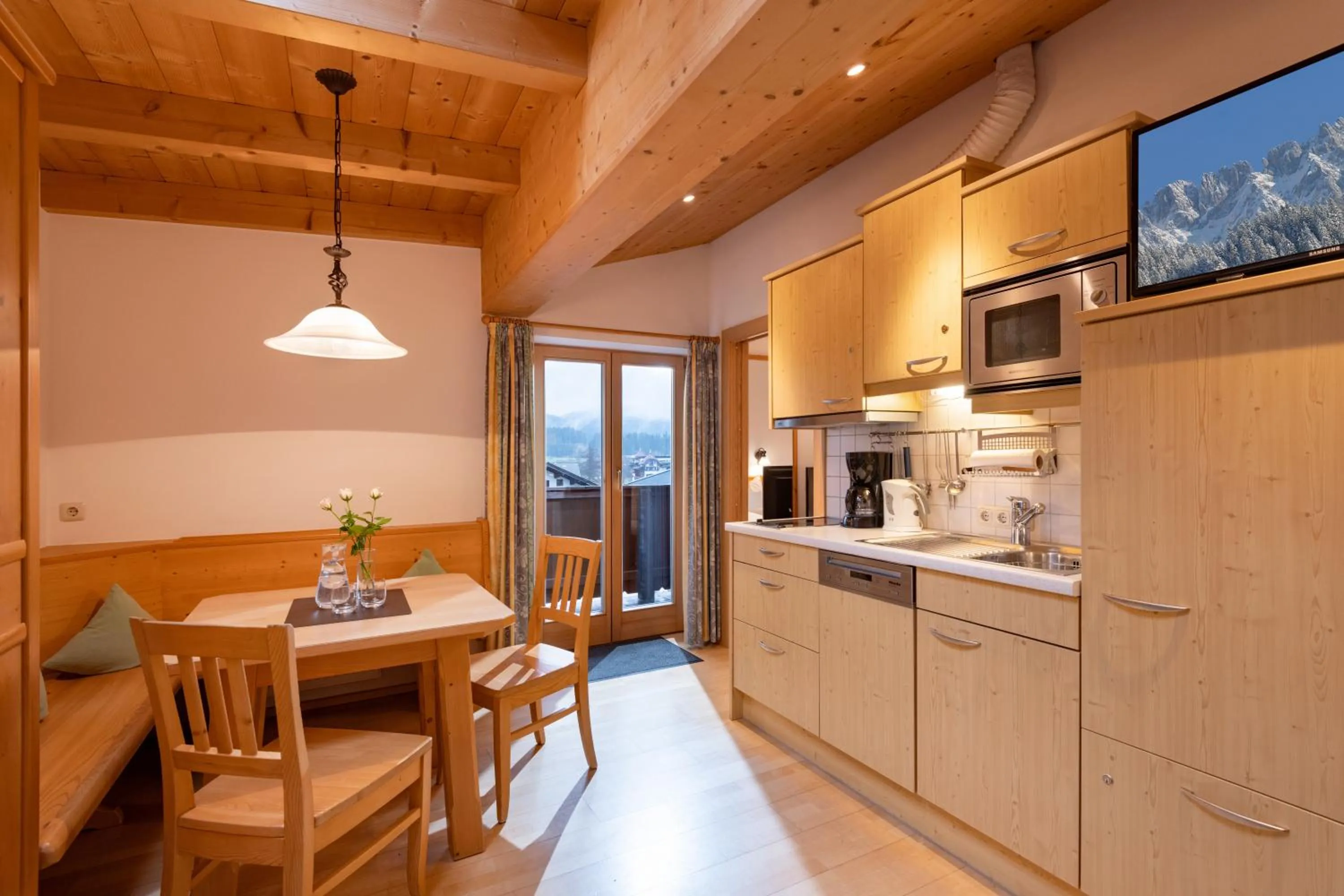 Kitchen or kitchenette in Landhaus Kaiserblick