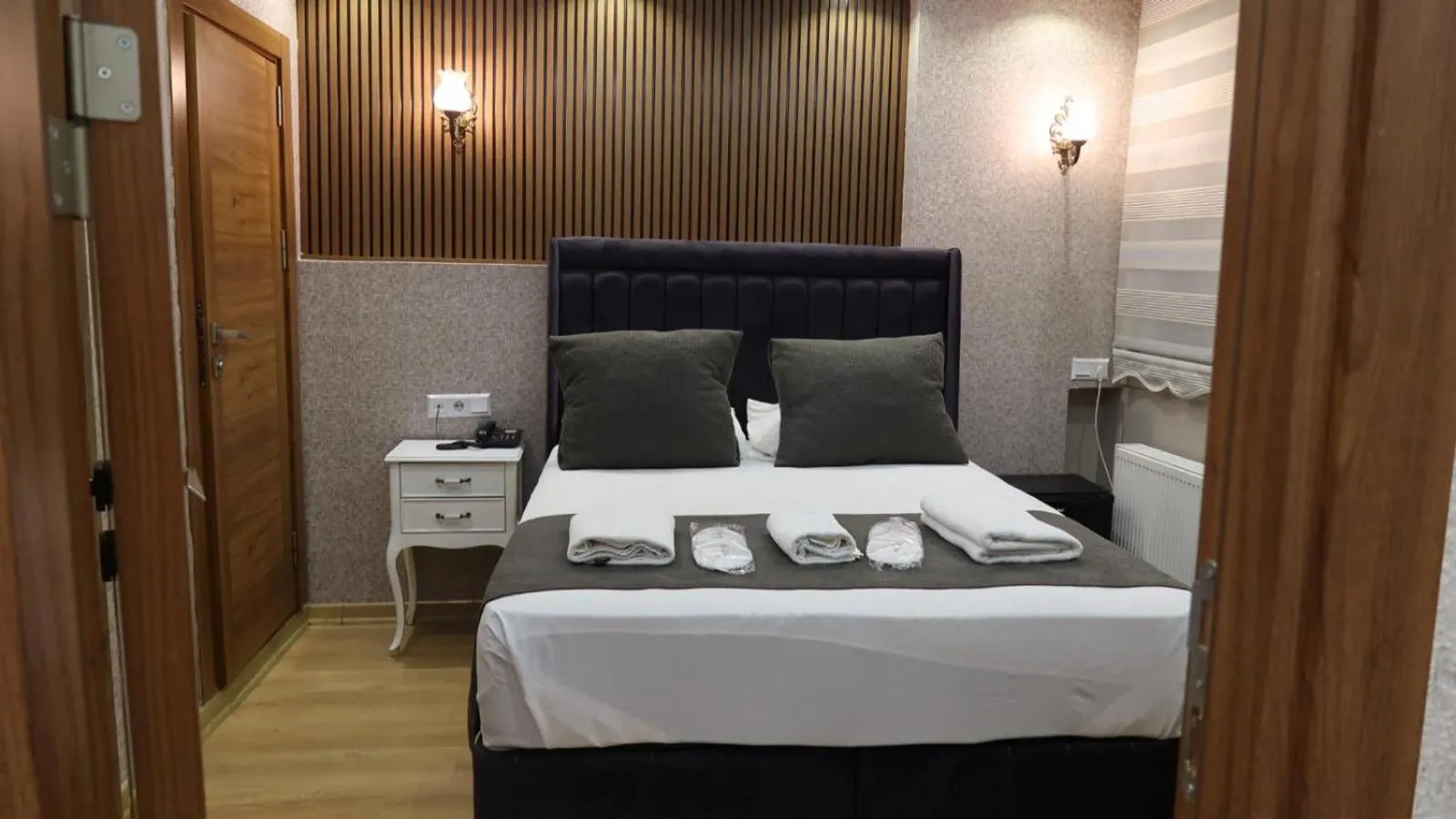 Photo of the whole room, Bed in ÜSKÜDAR OTEL