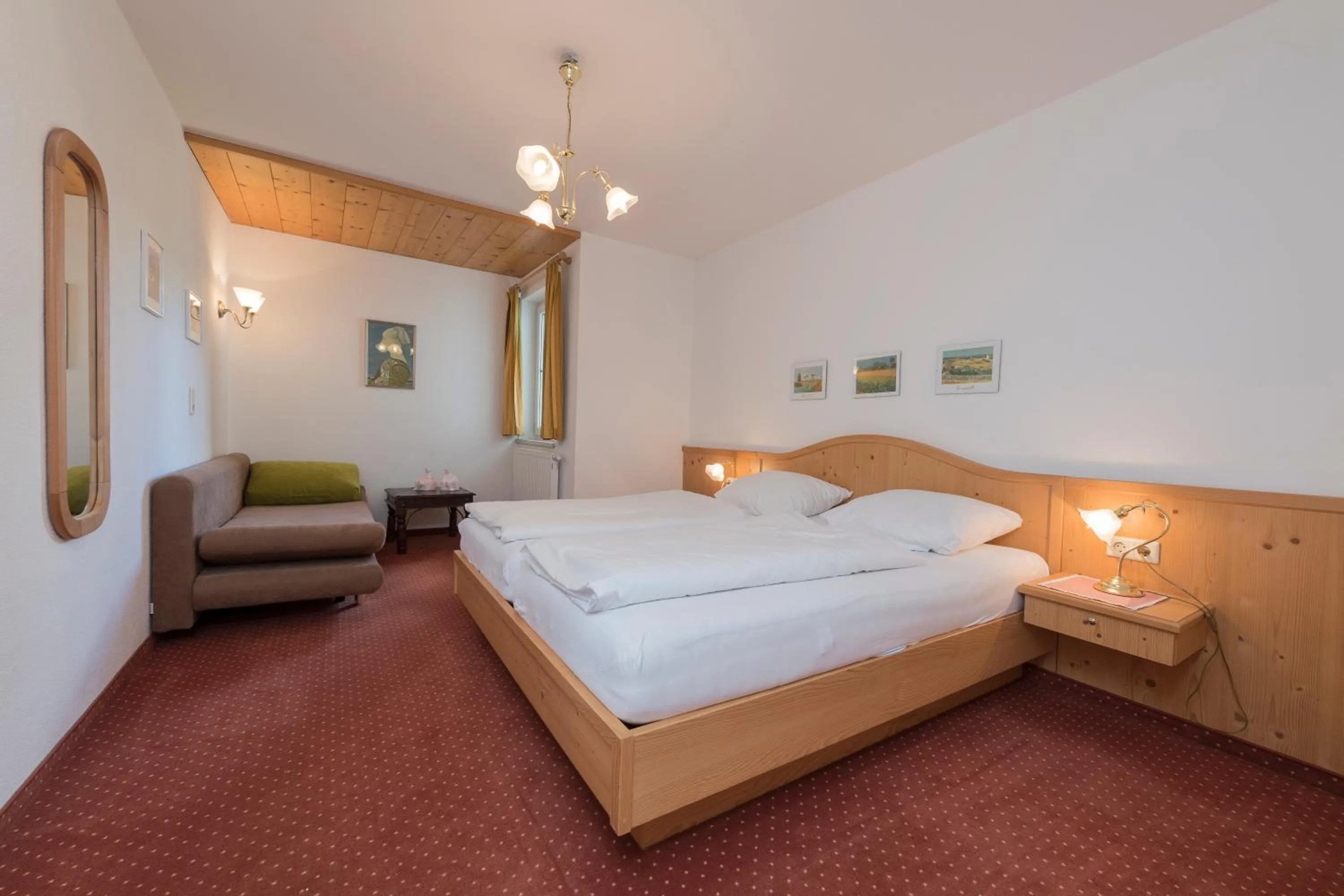 Bed in Landhaus Charlotte Apartments Tirol