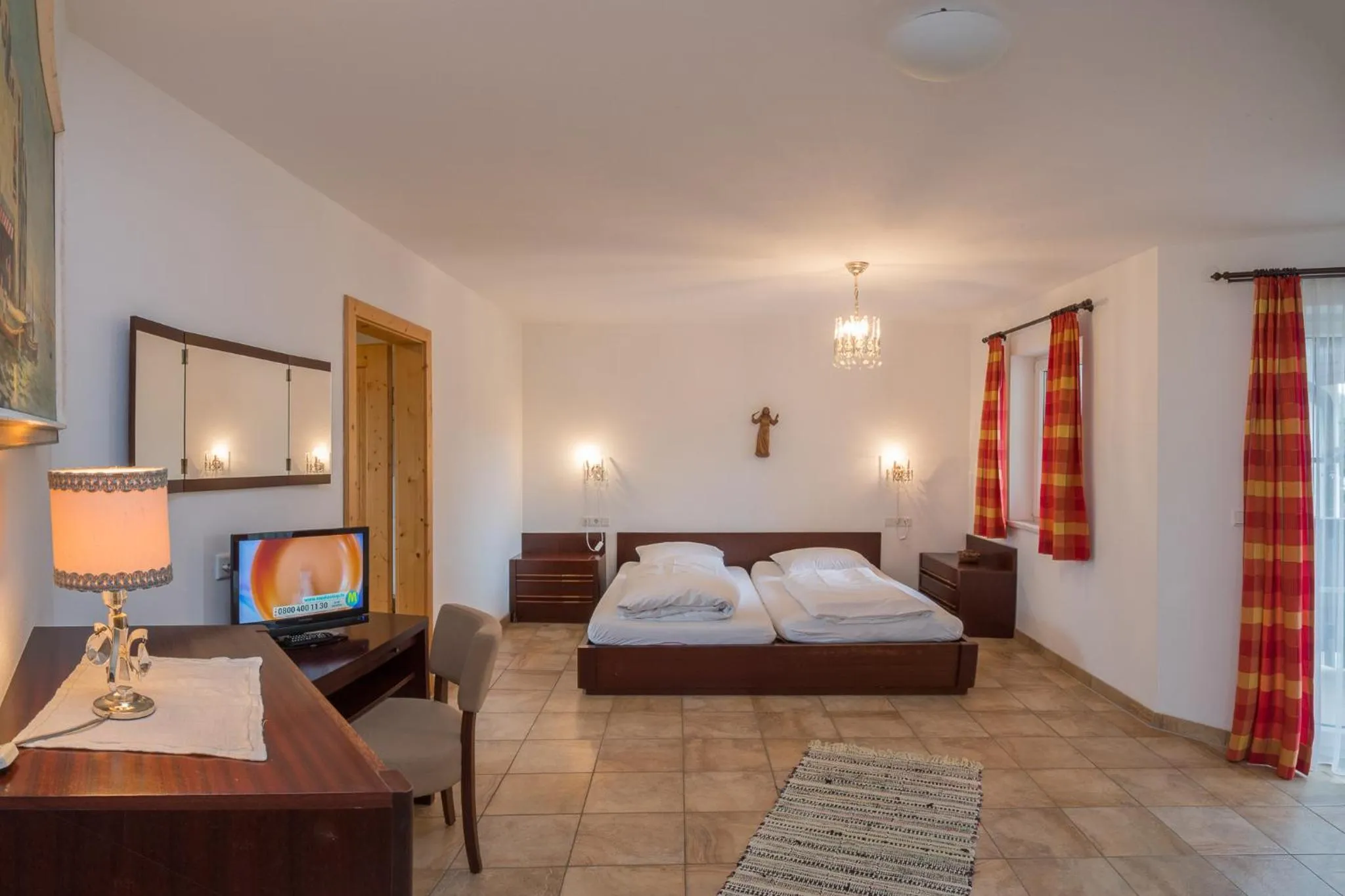 Bedroom, Bed in Landhaus Charlotte Apartments Tirol