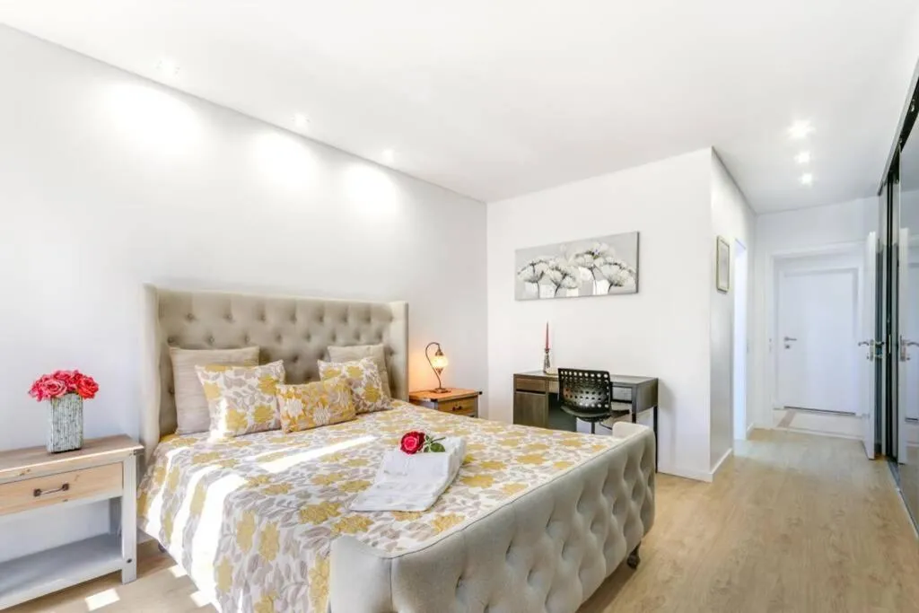 Bed in Cascais Lindo