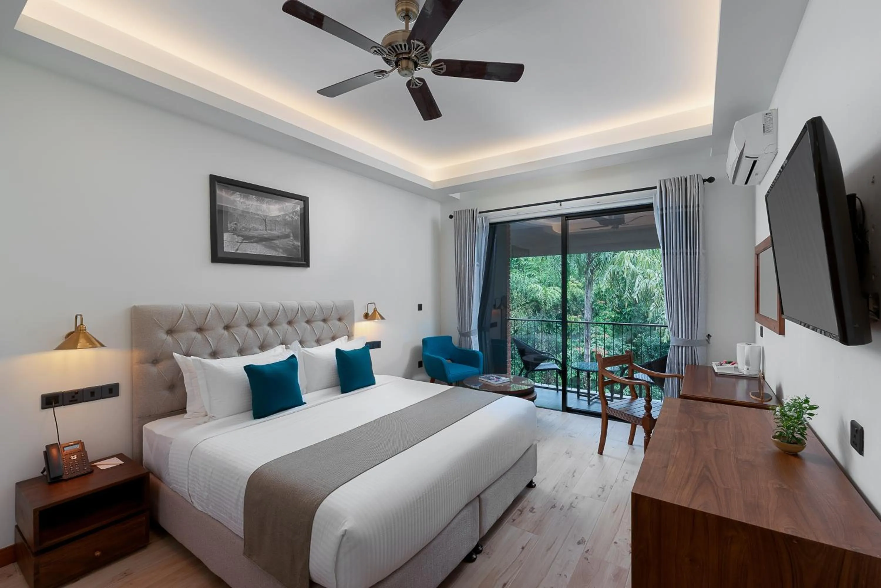 Photo of the whole room, Bed in Moksha at Kitulgala - Rainforest Boutique Hotel