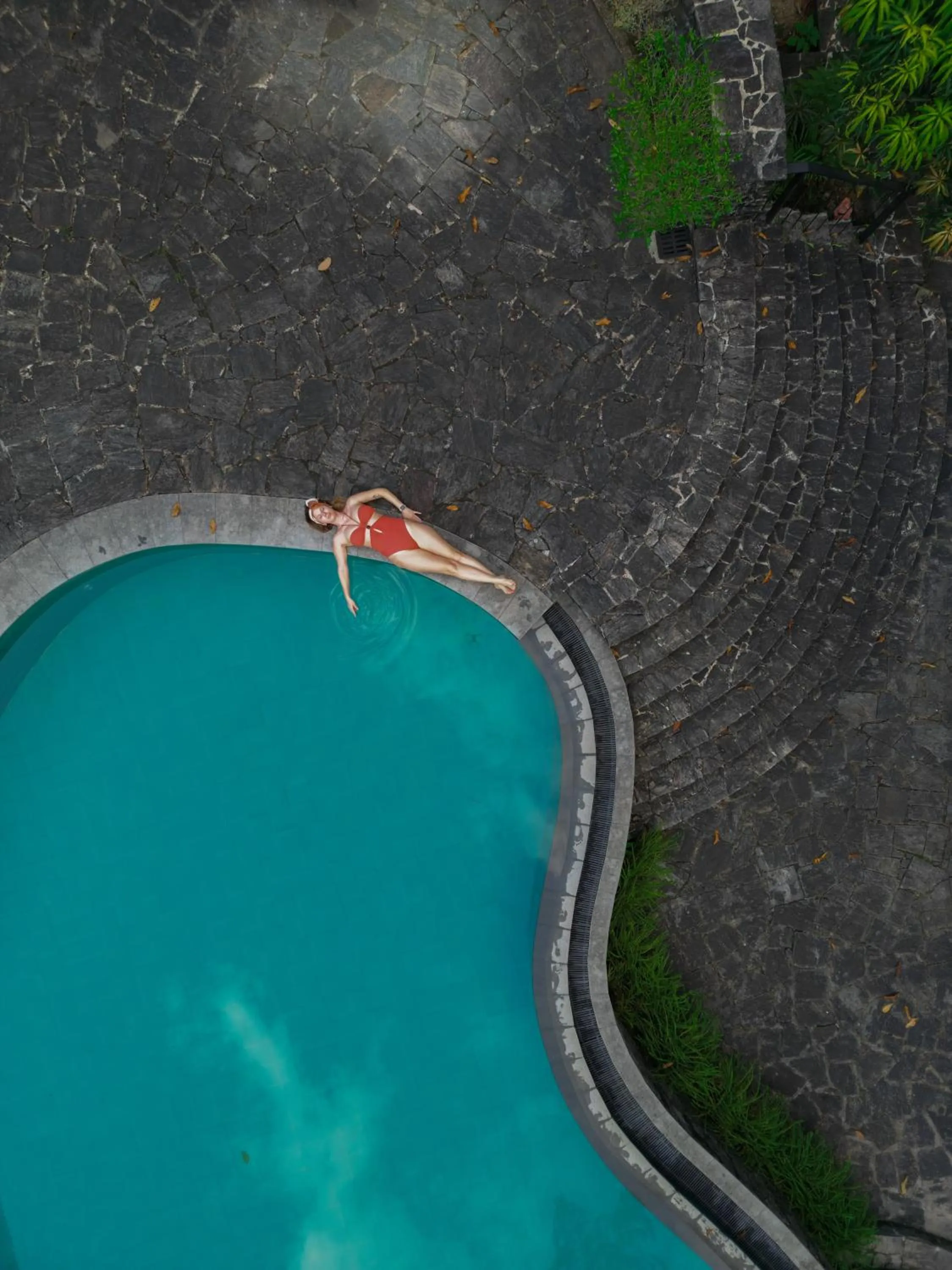 Swimming pool in Moksha at Kitulgala - Rainforest Boutique Hotel