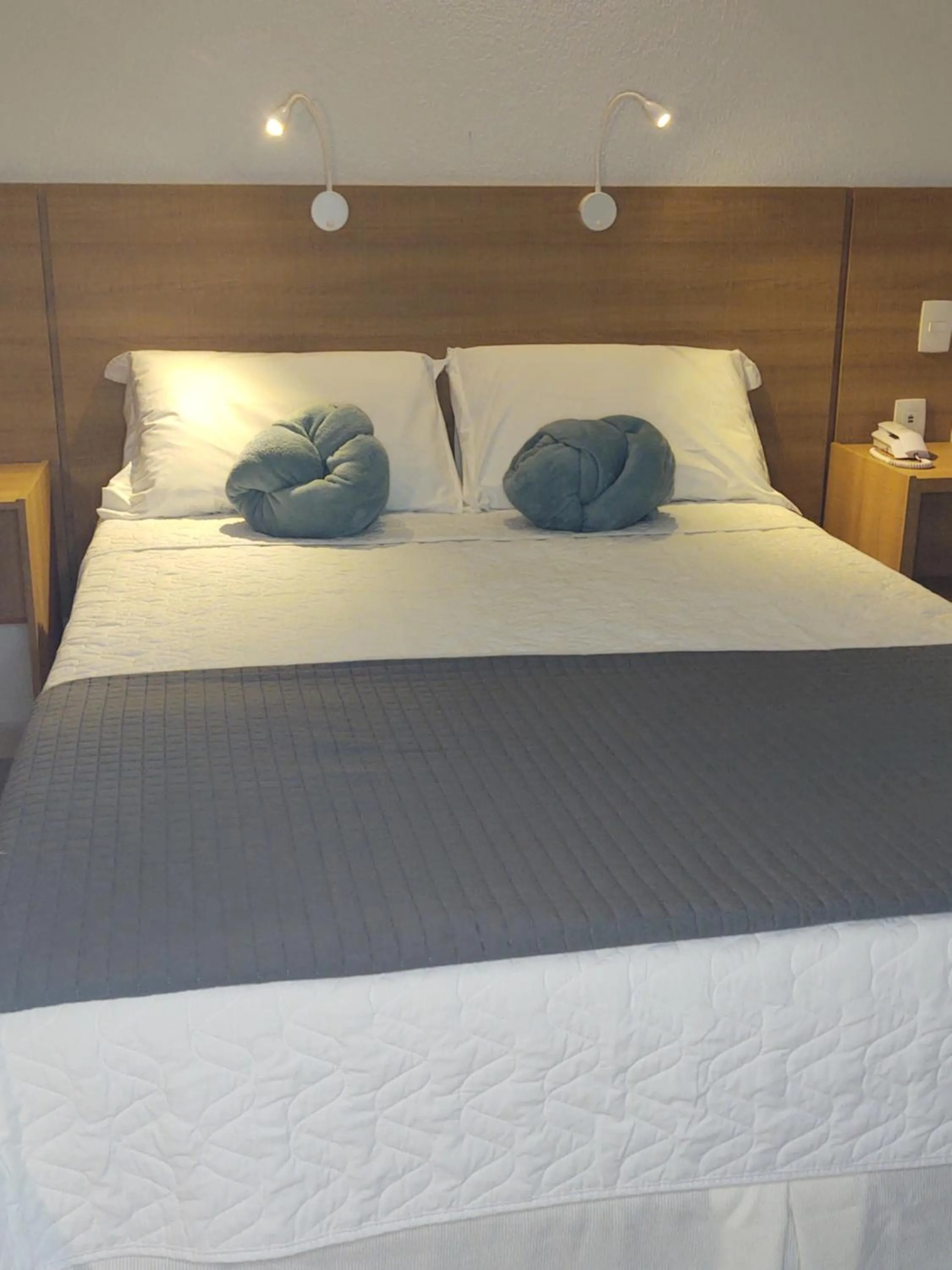 Bed in Hotel Quartzo