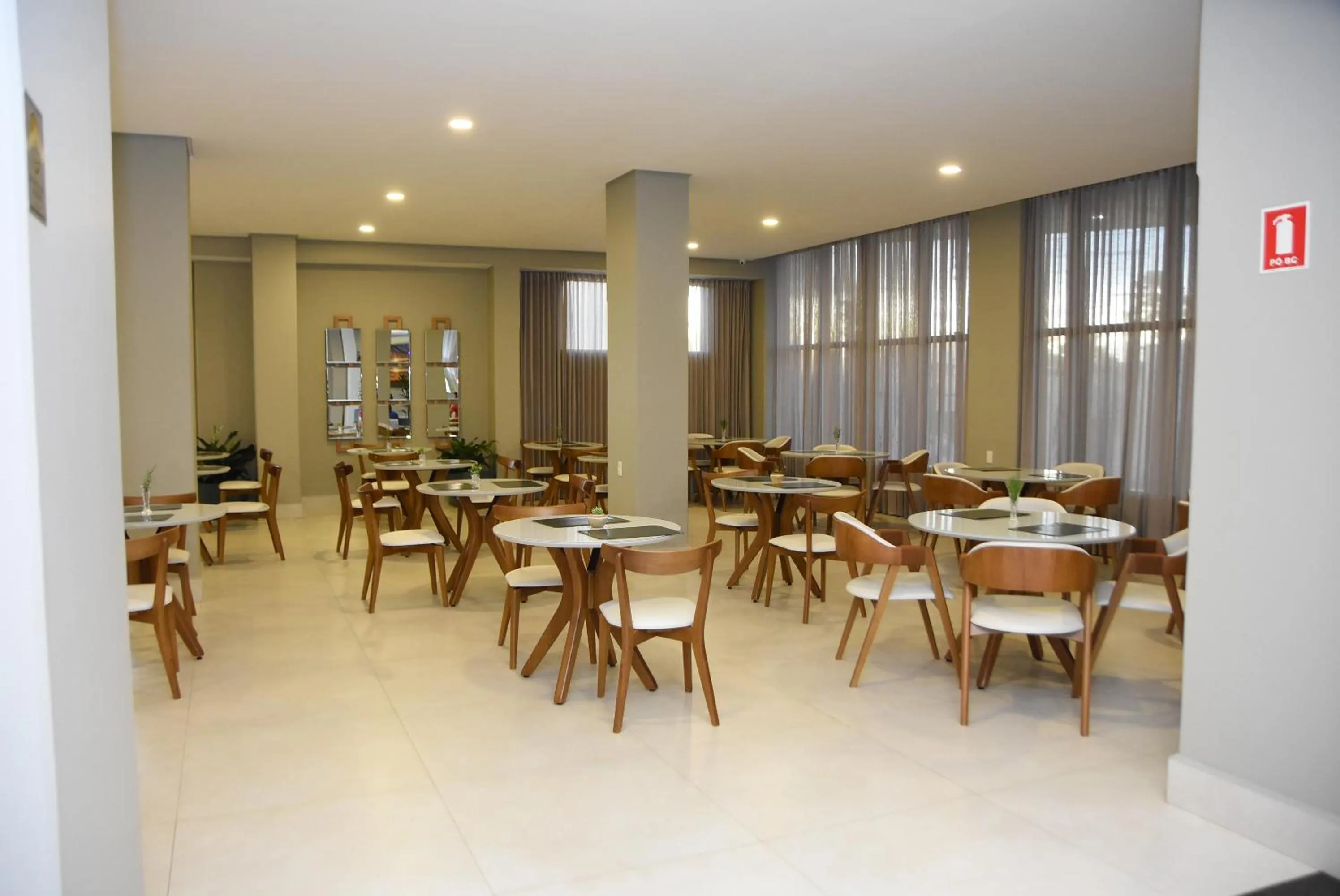 Breakfast in Hotel Quartzo