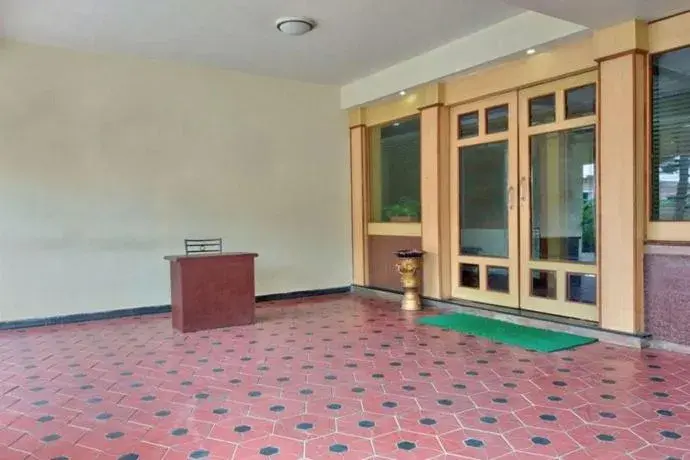 Facade/entrance in hotelpearlinn Facade/entrance in hotelpearlinn