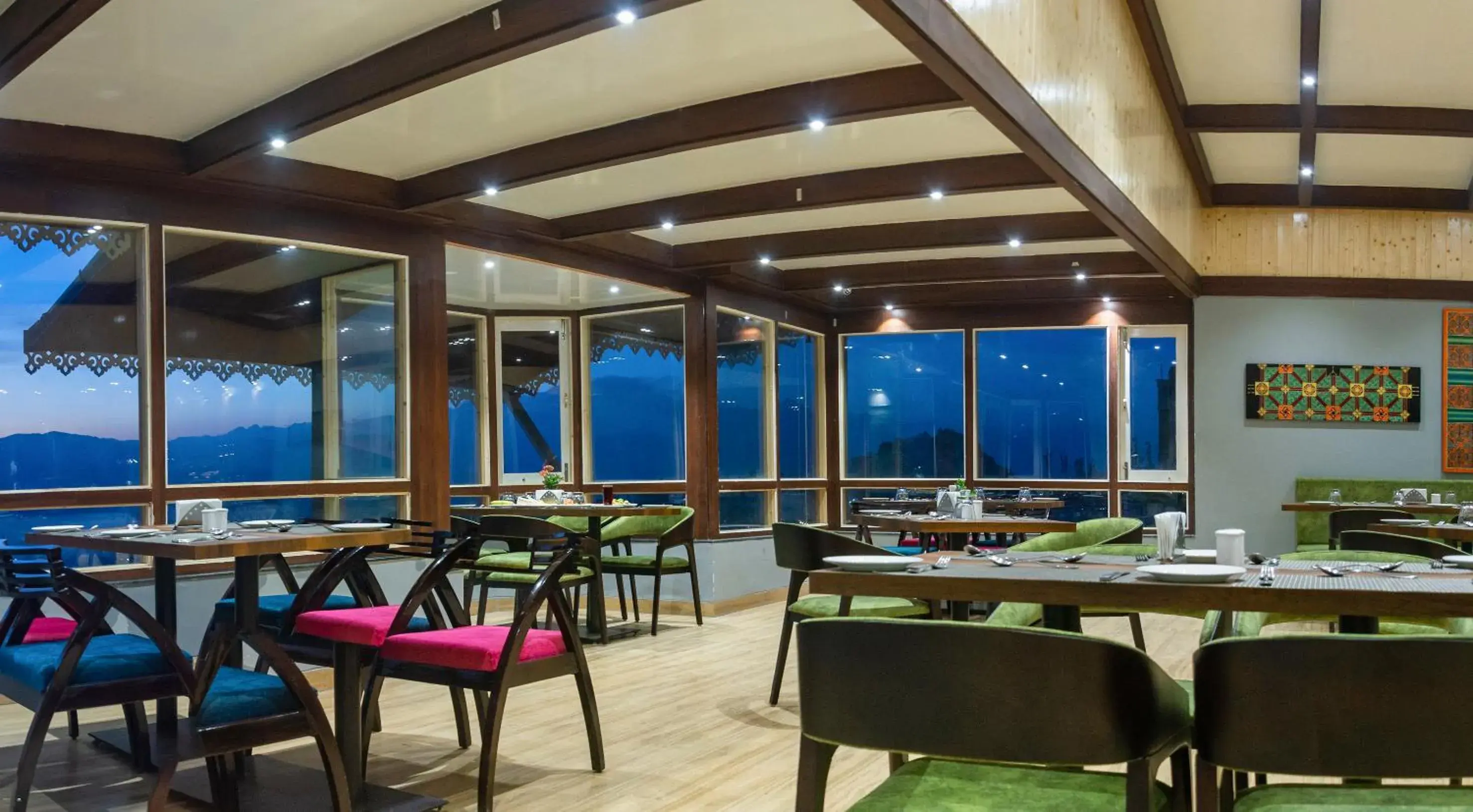 Restaurant/places to eat in Sumitel Vista 800m from Mall Road Restaurant/places to eat in Sumitel Vista 800m from Mall Road