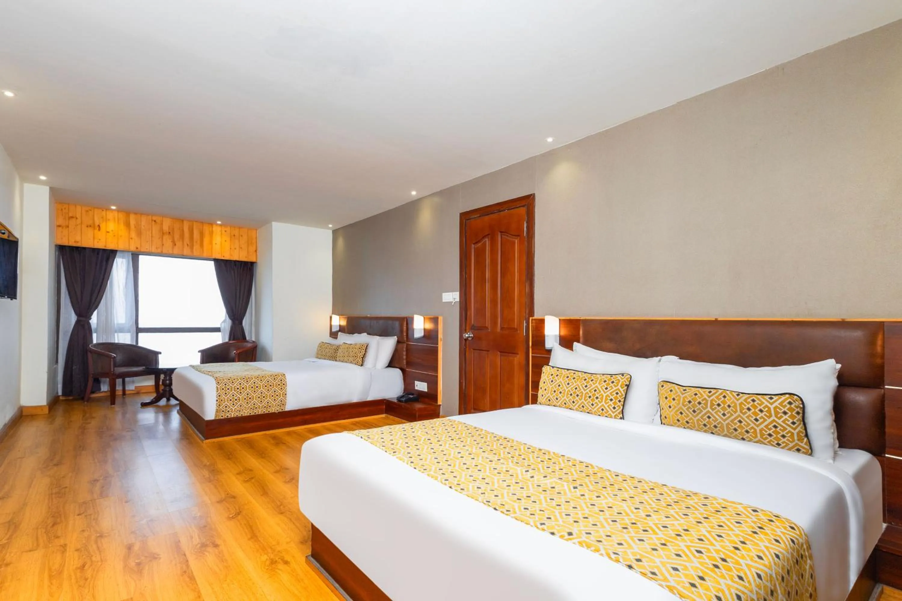 Bedroom, Bed in Sumitel Vista 800m from Mall Road