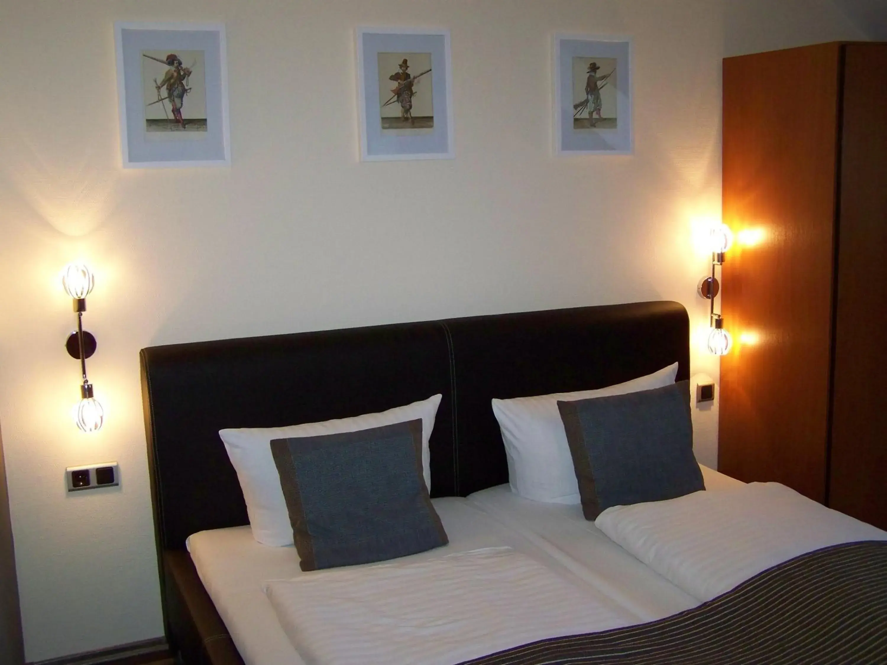 Double Room - single occupancy in Dresdner Hof Double Room - single occupancy in Dresdner Hof