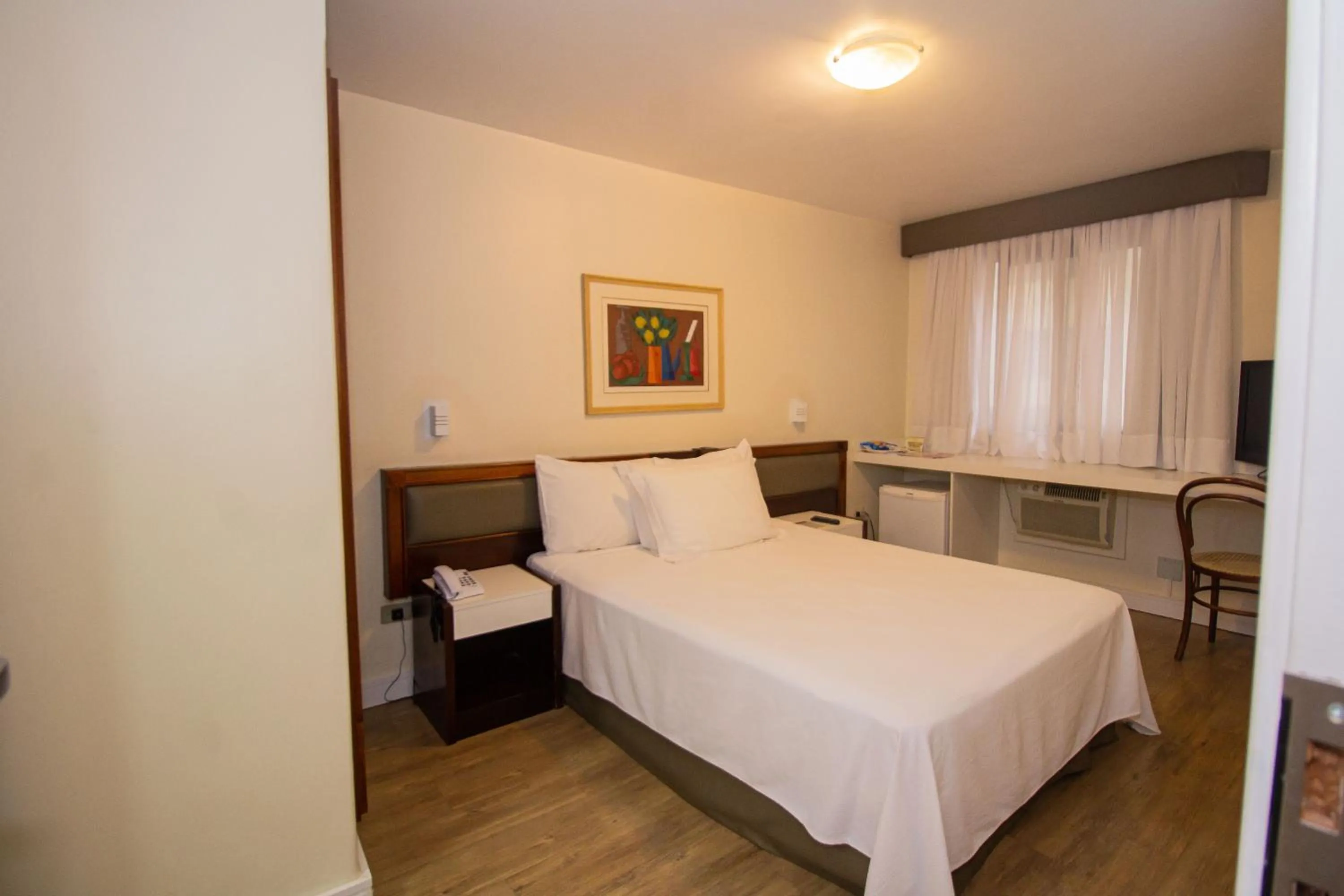 hair dresser, Bed in Trevi Hotel e Business