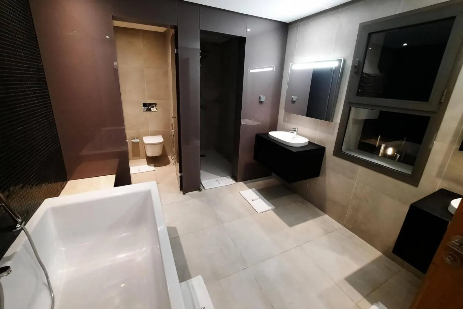 Bathroom in Zephyr Mazagan