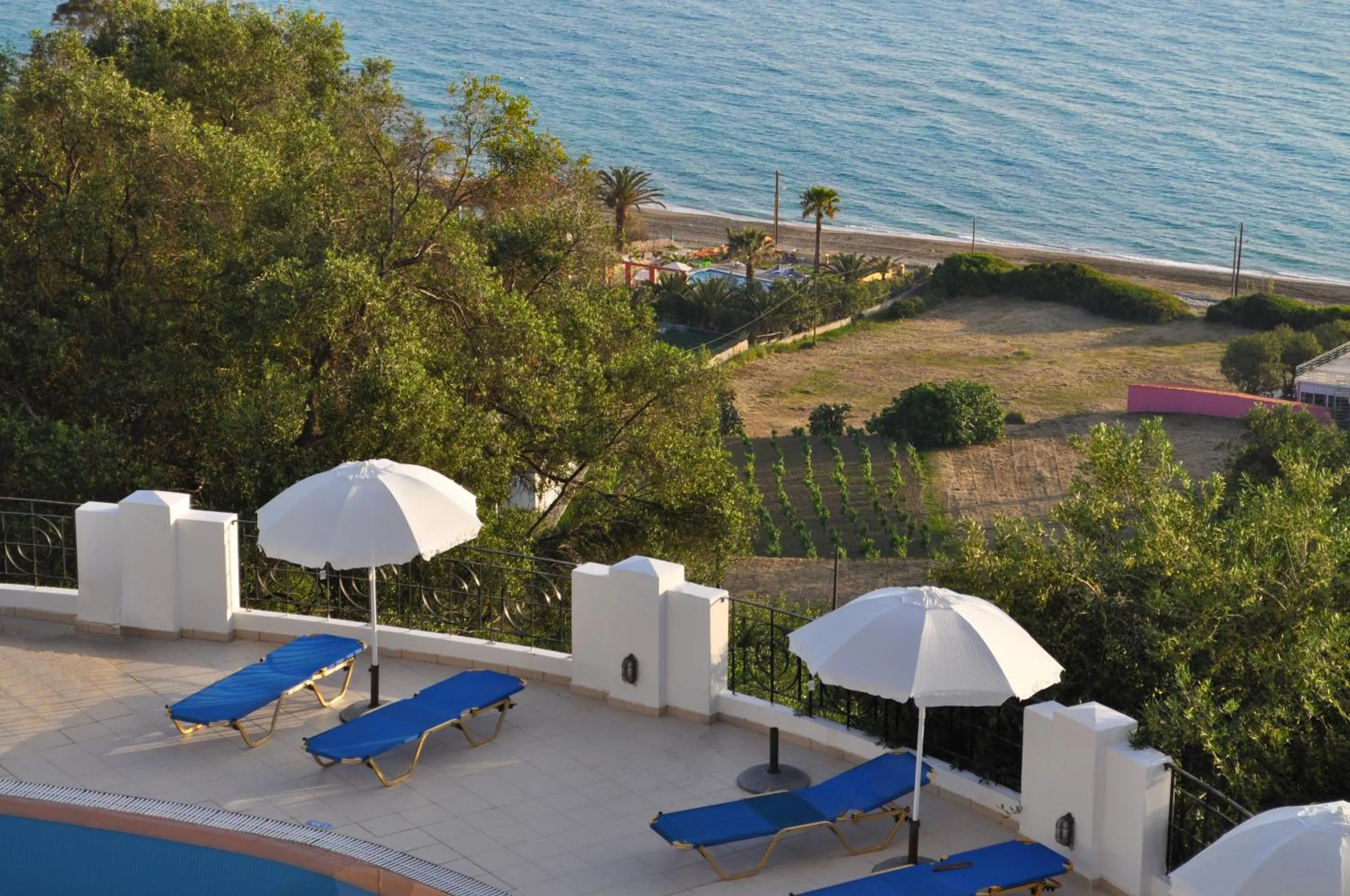 Patio in Studio Apartments Maria with Pool - Agios Gordios Beach