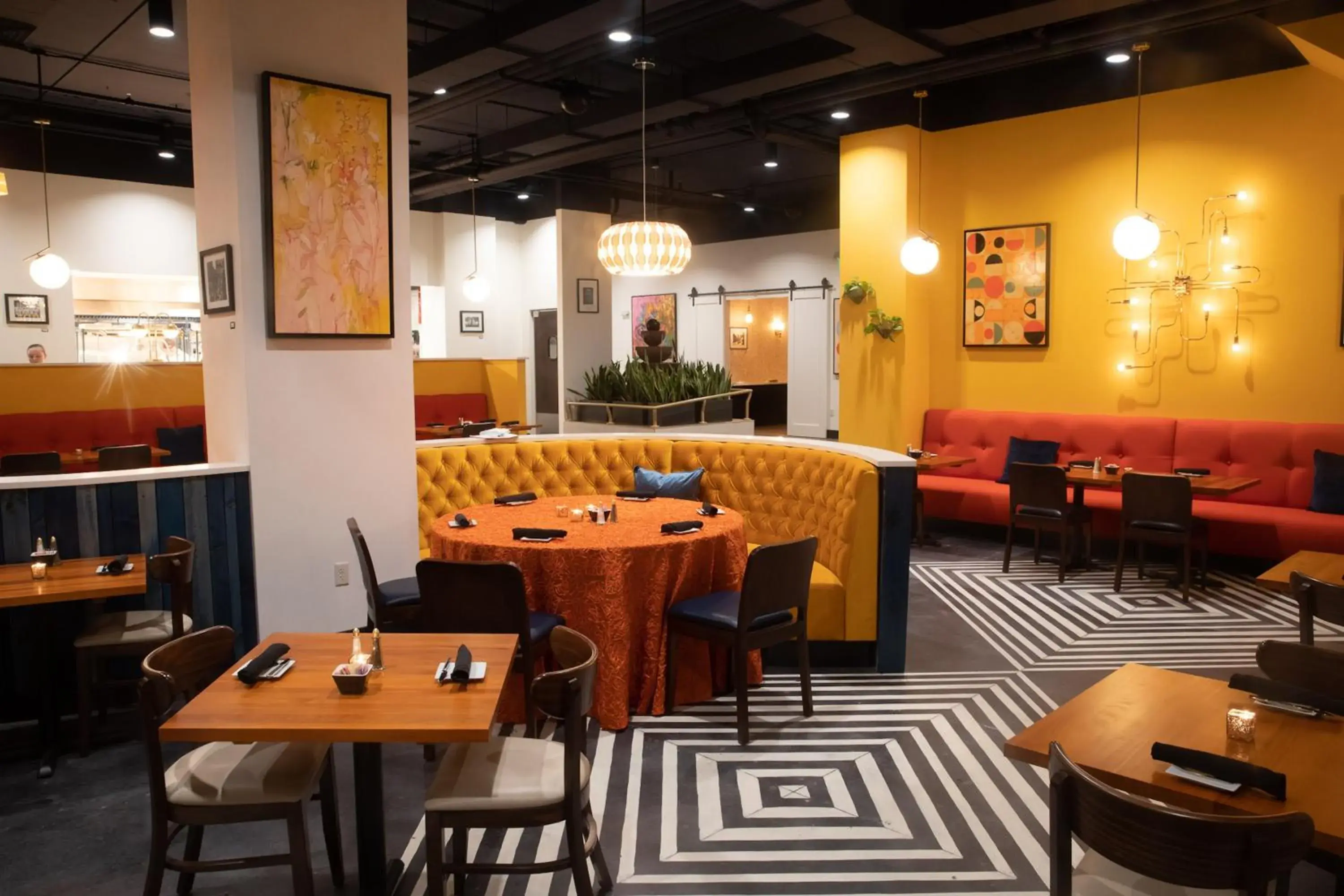 Restaurant/places to eat in Holiday Inn Lancaster by IHG Restaurant/places to eat in Holiday Inn Lancaster by IHG