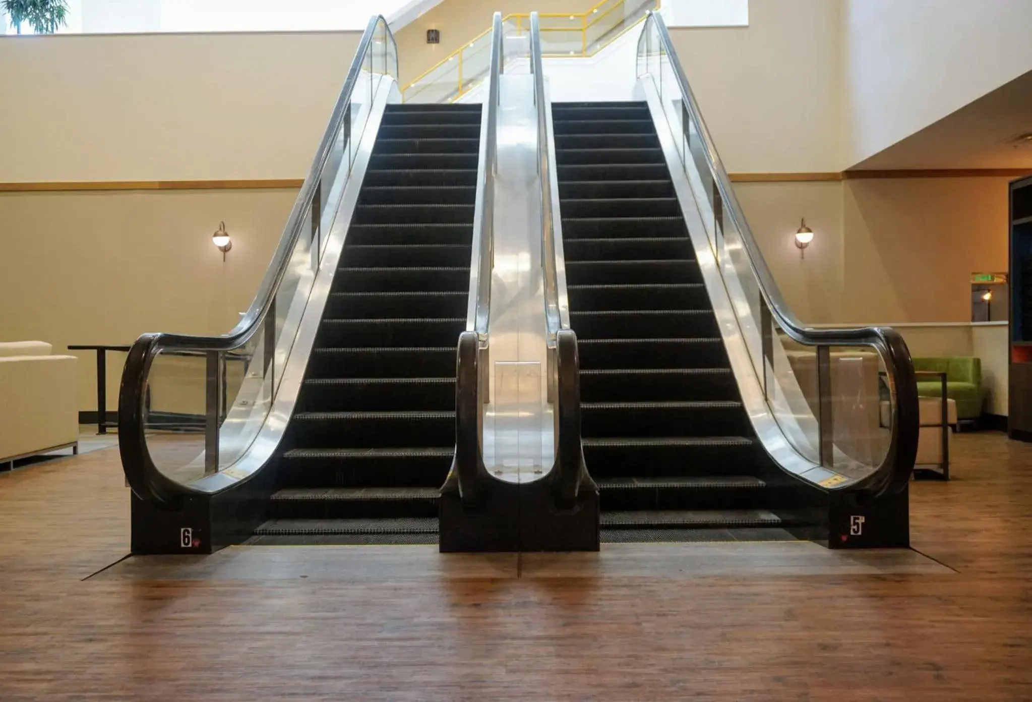 Lobby or reception in Holiday Inn Lancaster by IHG Lobby or reception in Holiday Inn Lancaster by IHG