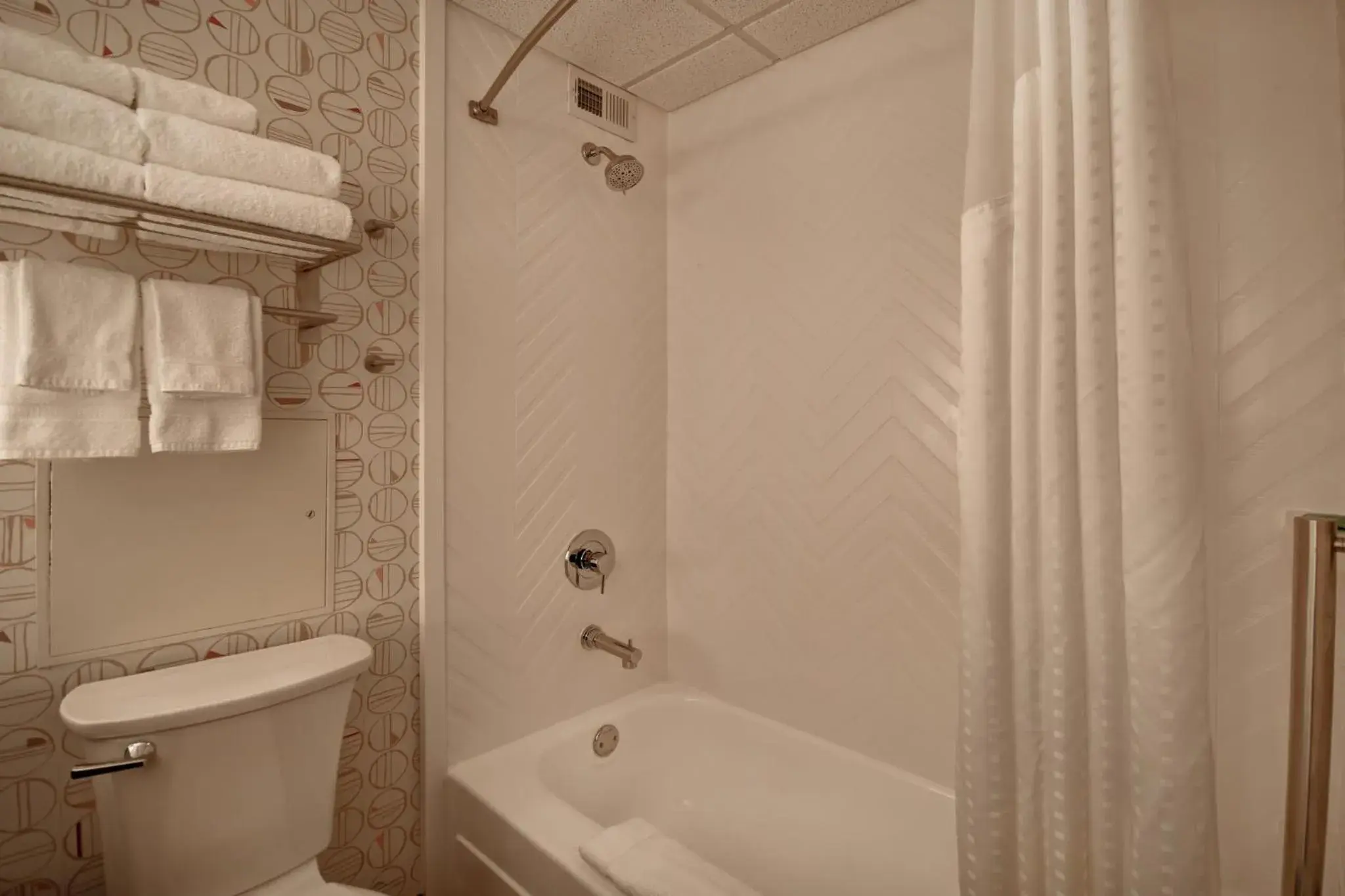 Bathroom in Holiday Inn Lancaster by IHG Bathroom in Holiday Inn Lancaster by IHG