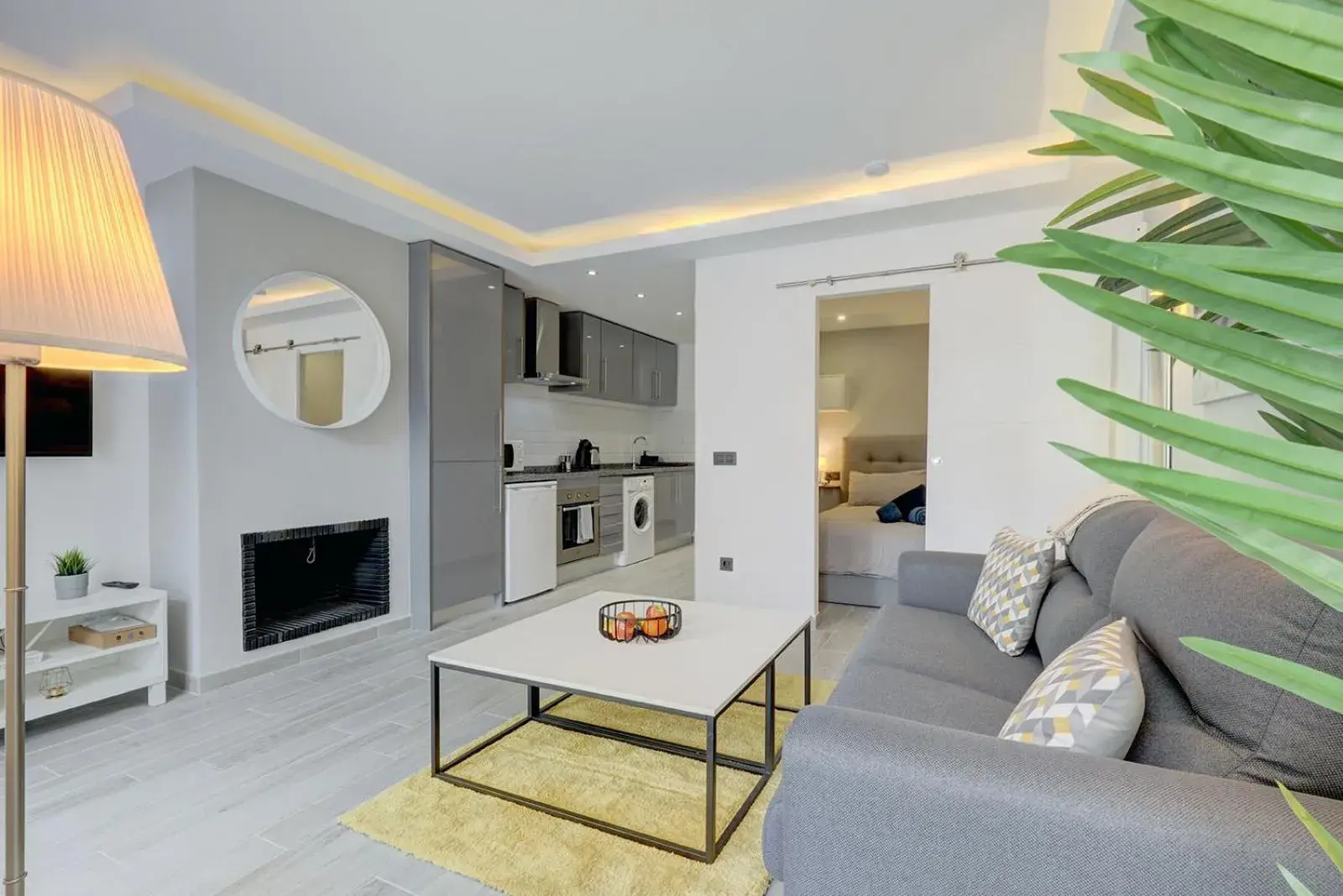 One bedroom apartment walking distance to Puerto Banus One bedroom apartment walking distance to Puerto Banus