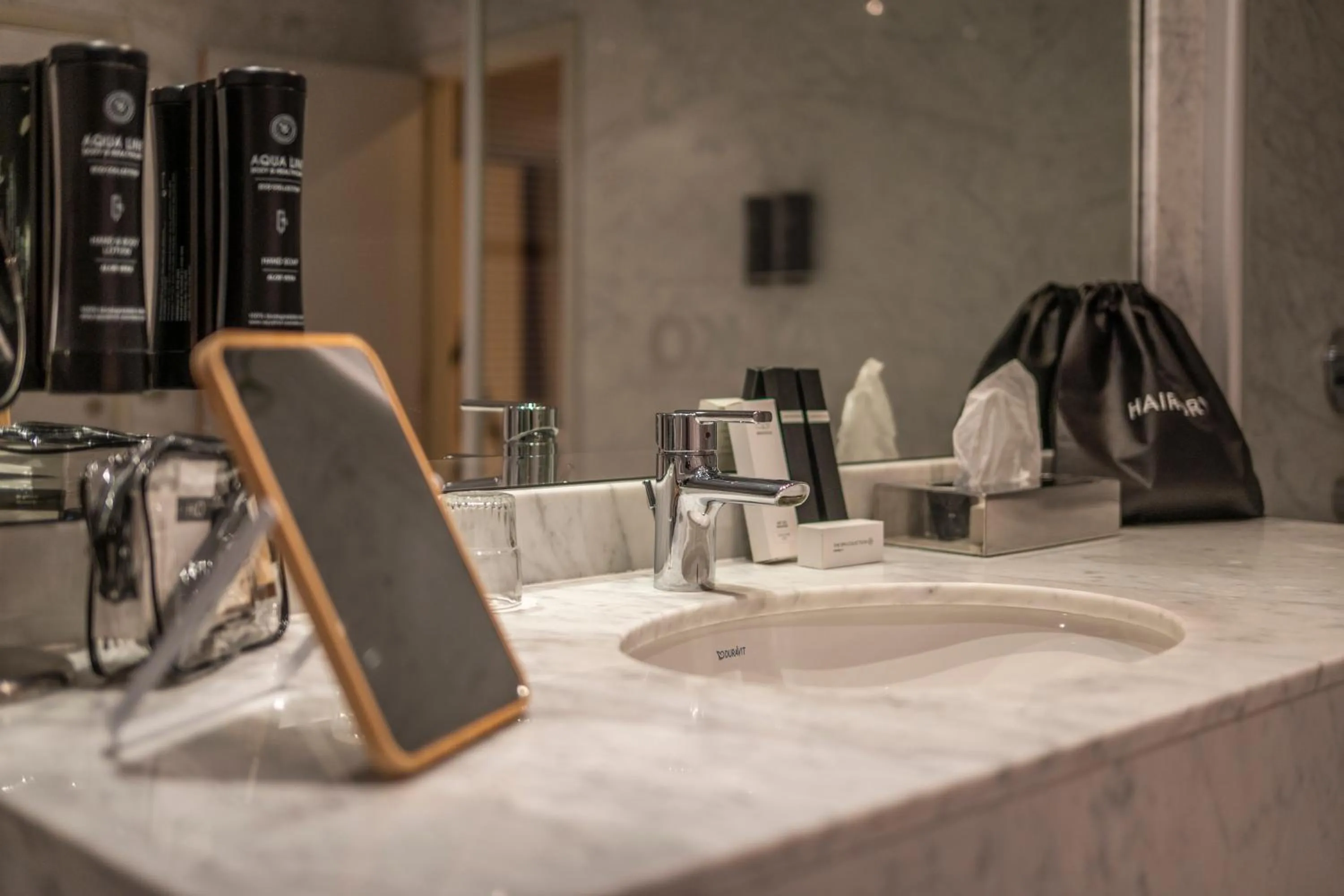 Shower in Hotel Falko