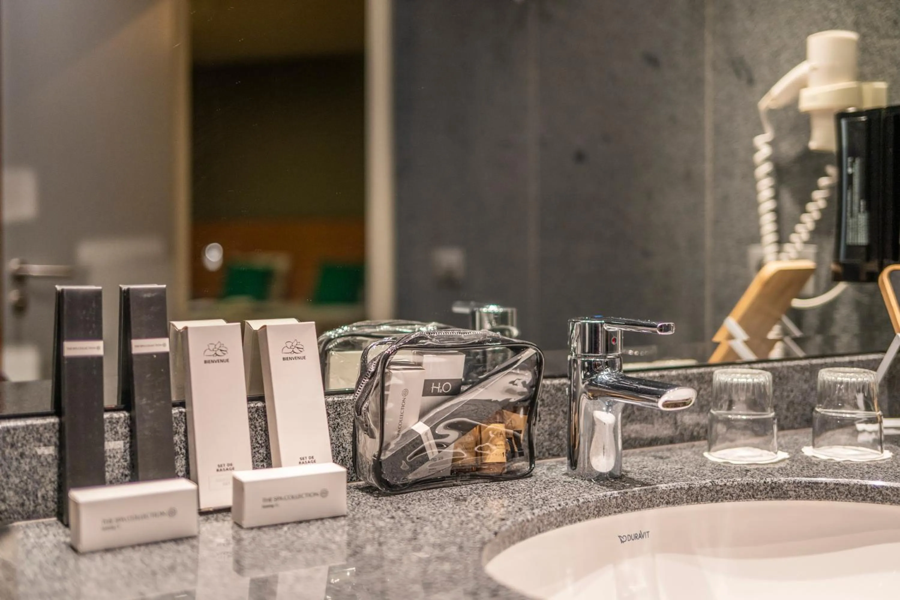 Bathroom in Hotel Falko
