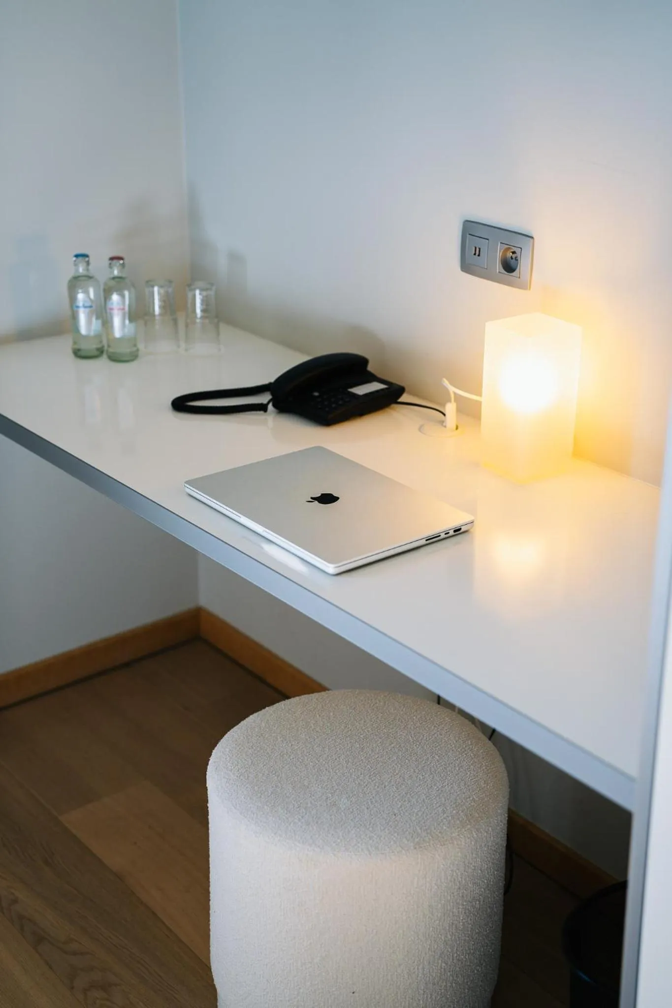 Seating area in Hotel Falko