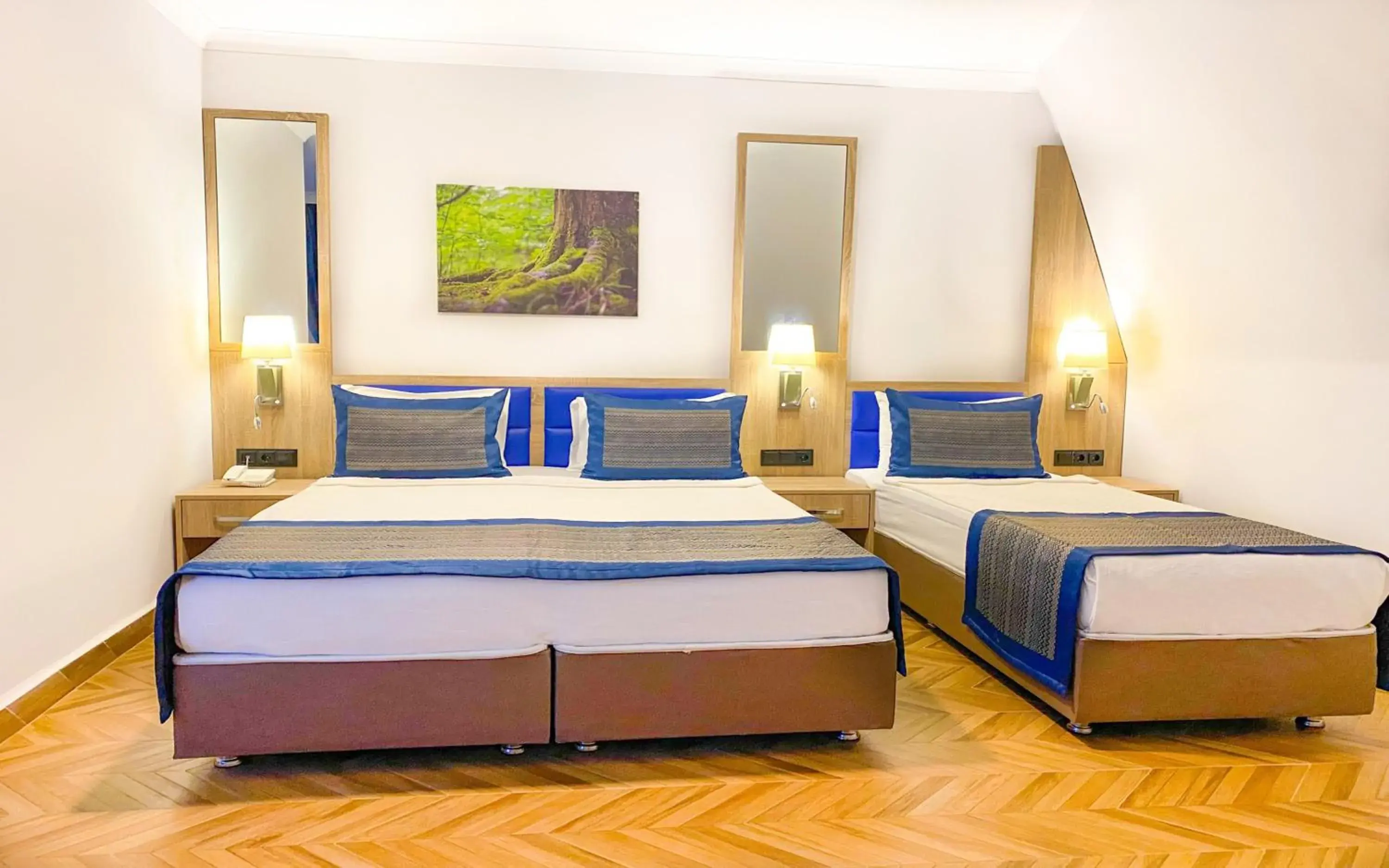 Triple Room in Relax Beach Hotel Triple Room in Relax Beach Hotel