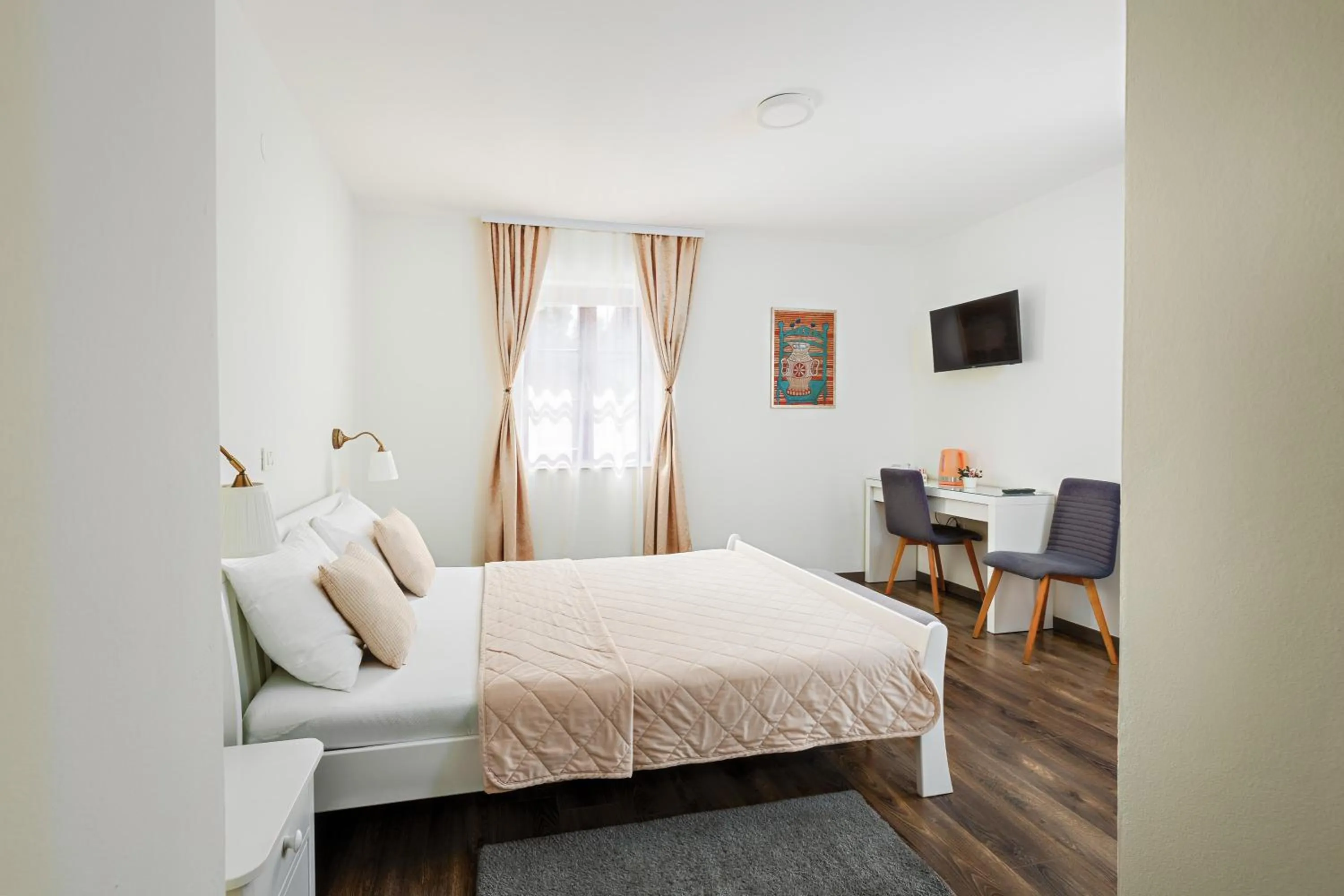 Bed in Green lakes house 2