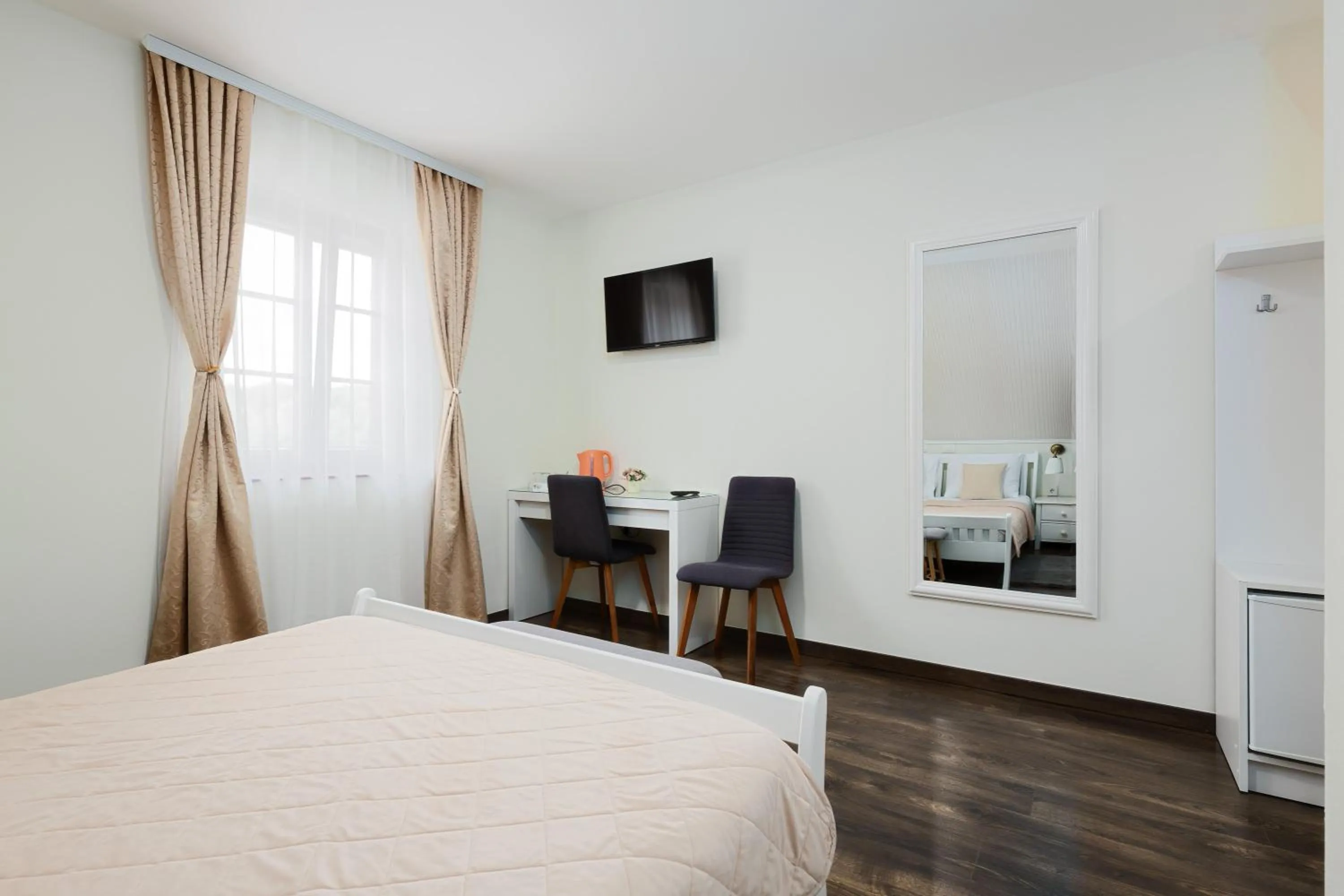 Bed in Green lakes house 2