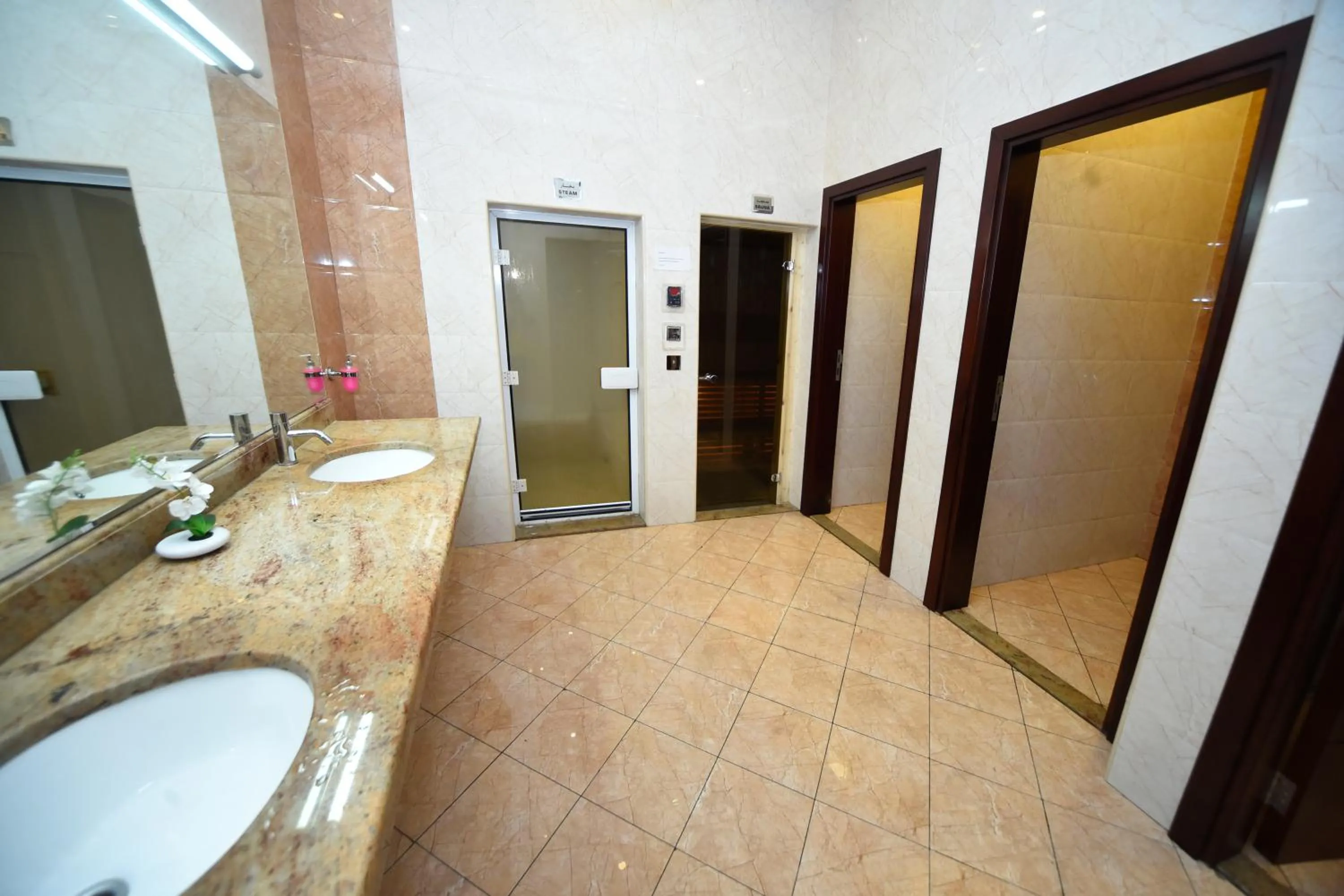 Fitness centre/facilities in Emirates Stars Hotel Apartments Dubai