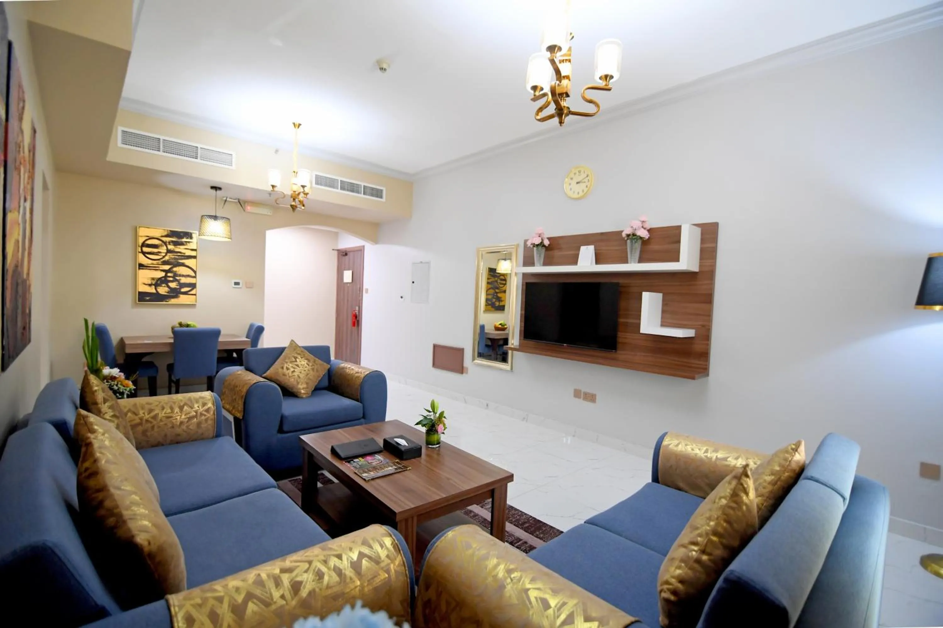 TV and multimedia in Emirates Stars Hotel Apartments Dubai