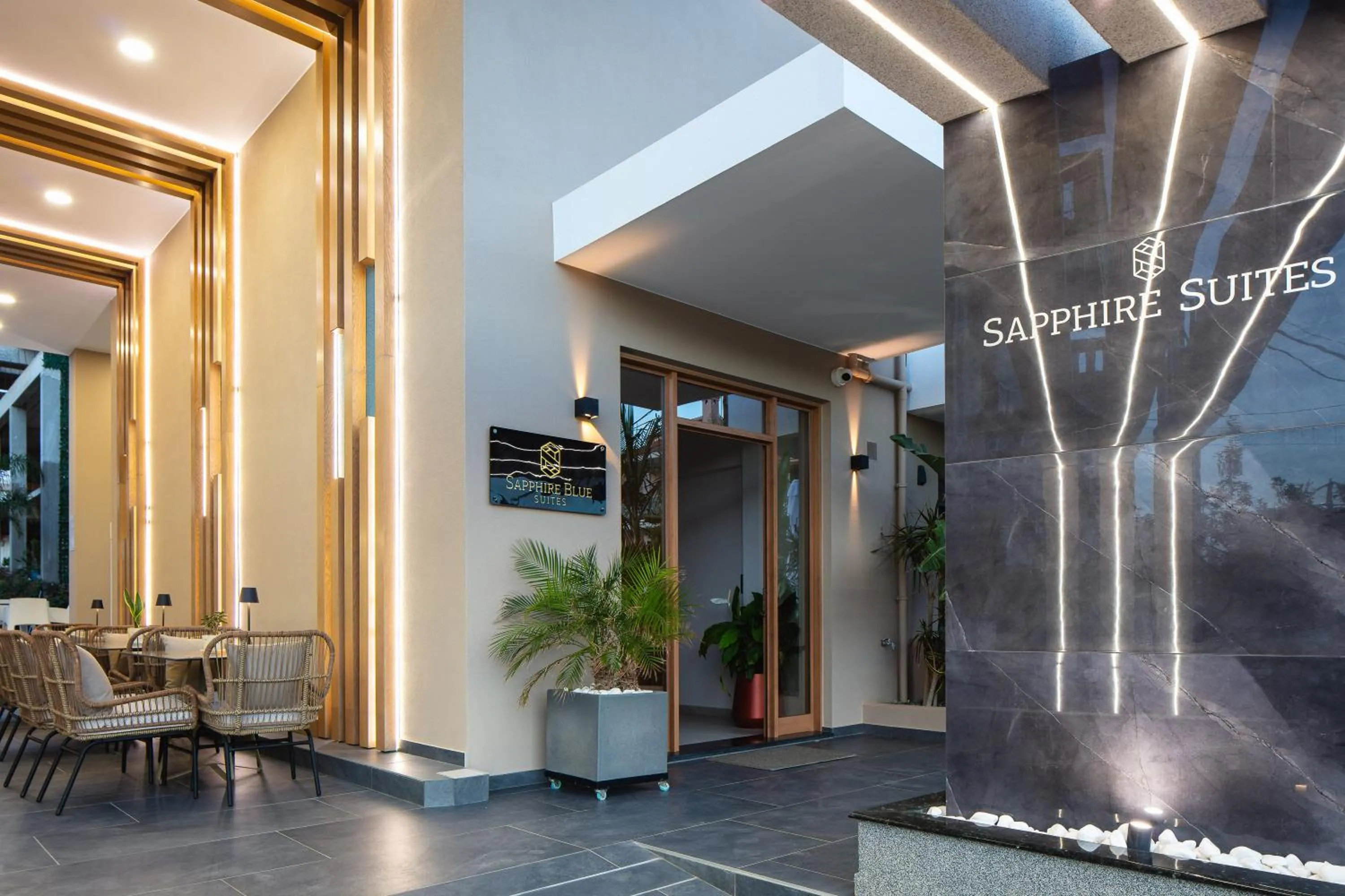 Facade/entrance in Sapphire Blue Suites