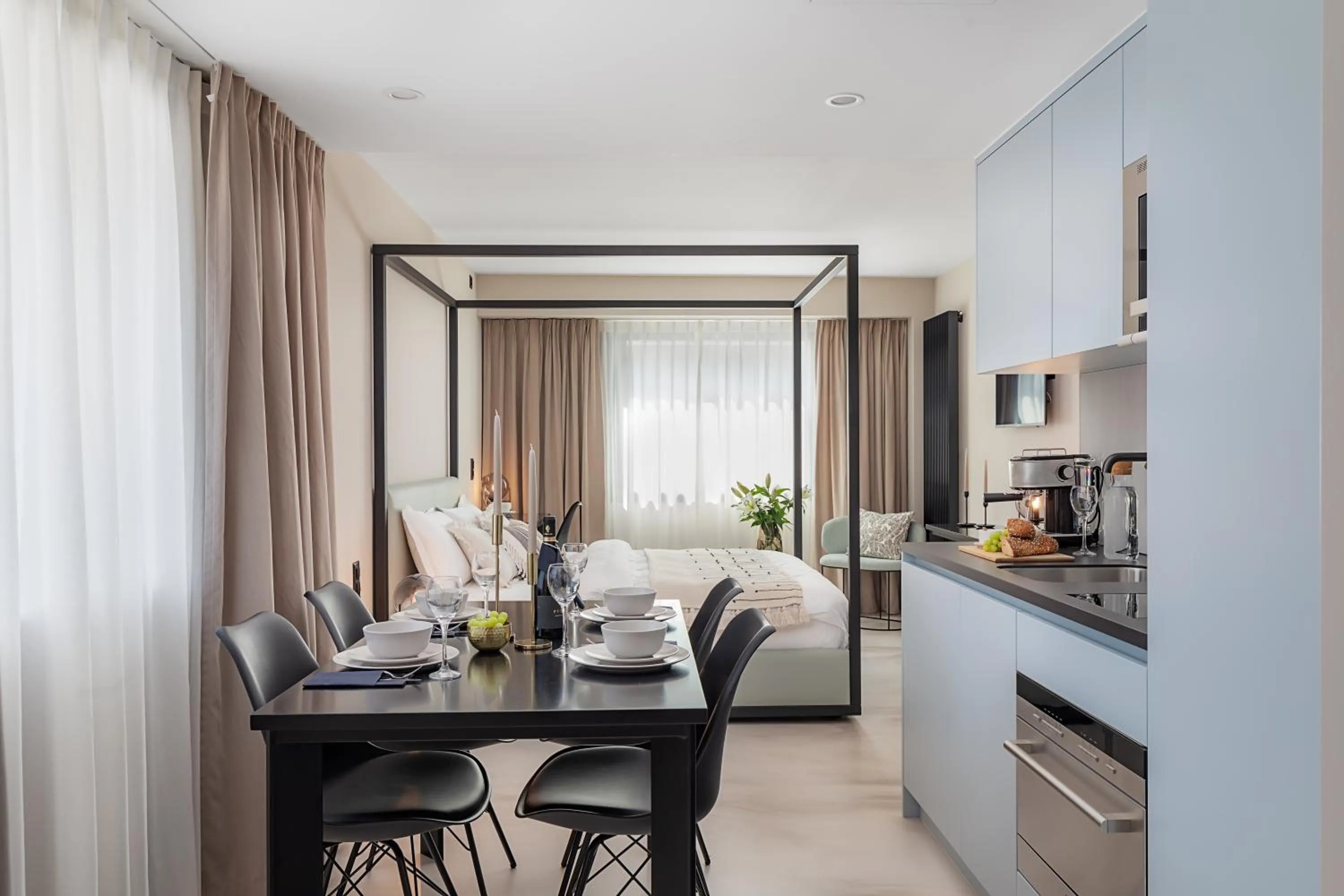 Kitchen or kitchenette in VISIONAPARTMENTS Basel - contactless check-in