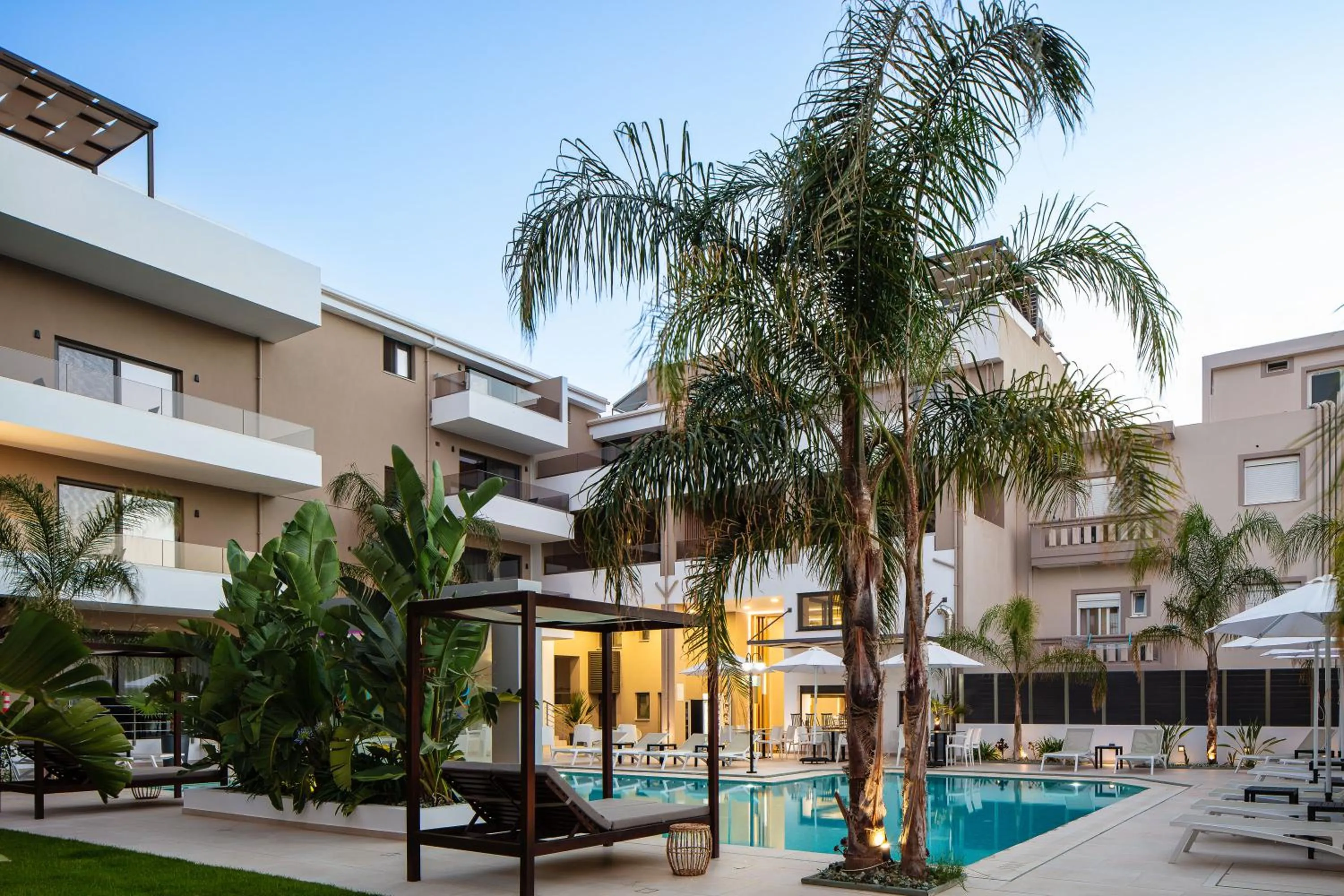 Swimming pool in Sapphire Horizon Suites
