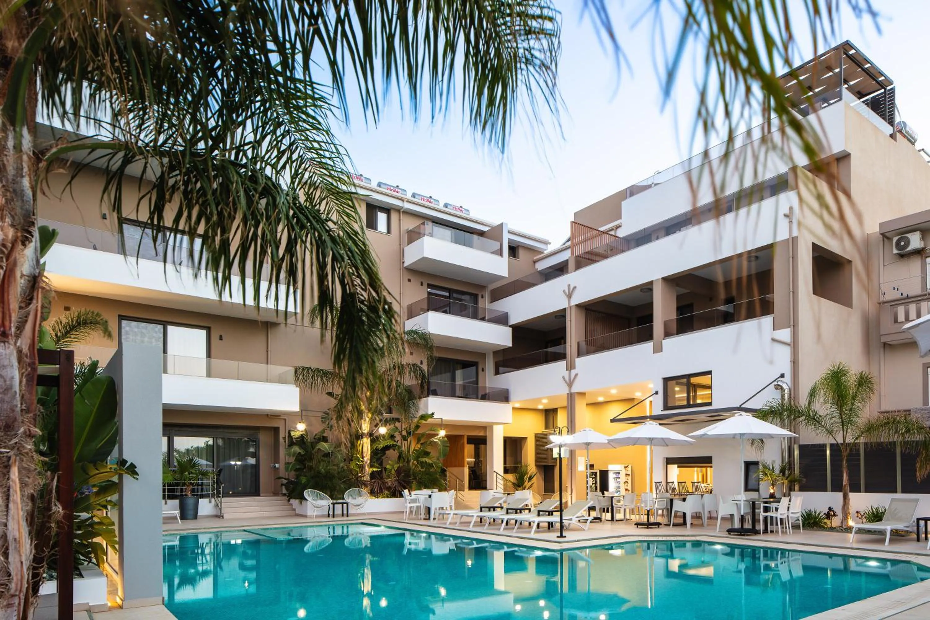 Swimming pool in Sapphire Horizon Suites