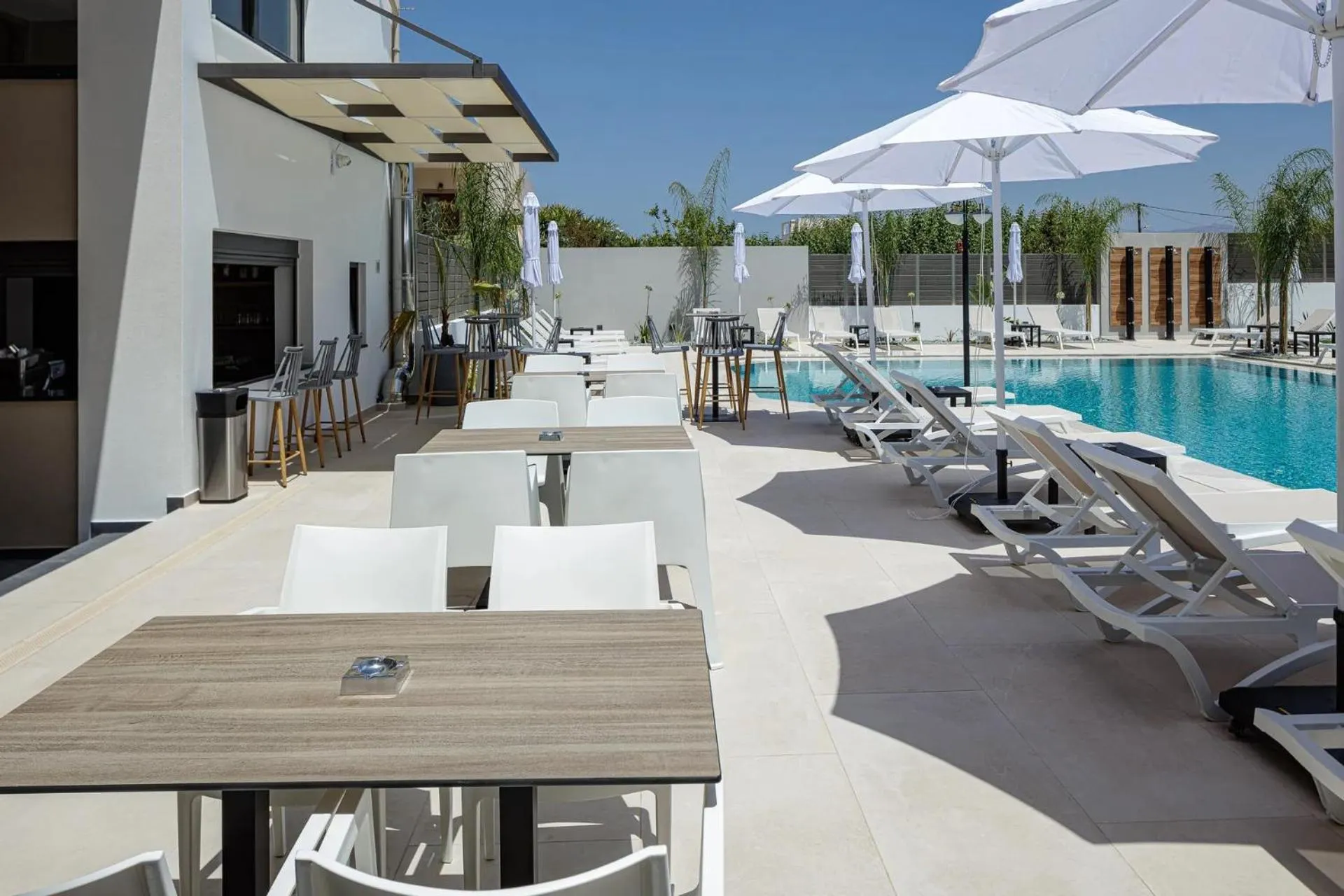 Swimming pool in Sapphire Horizon Suites