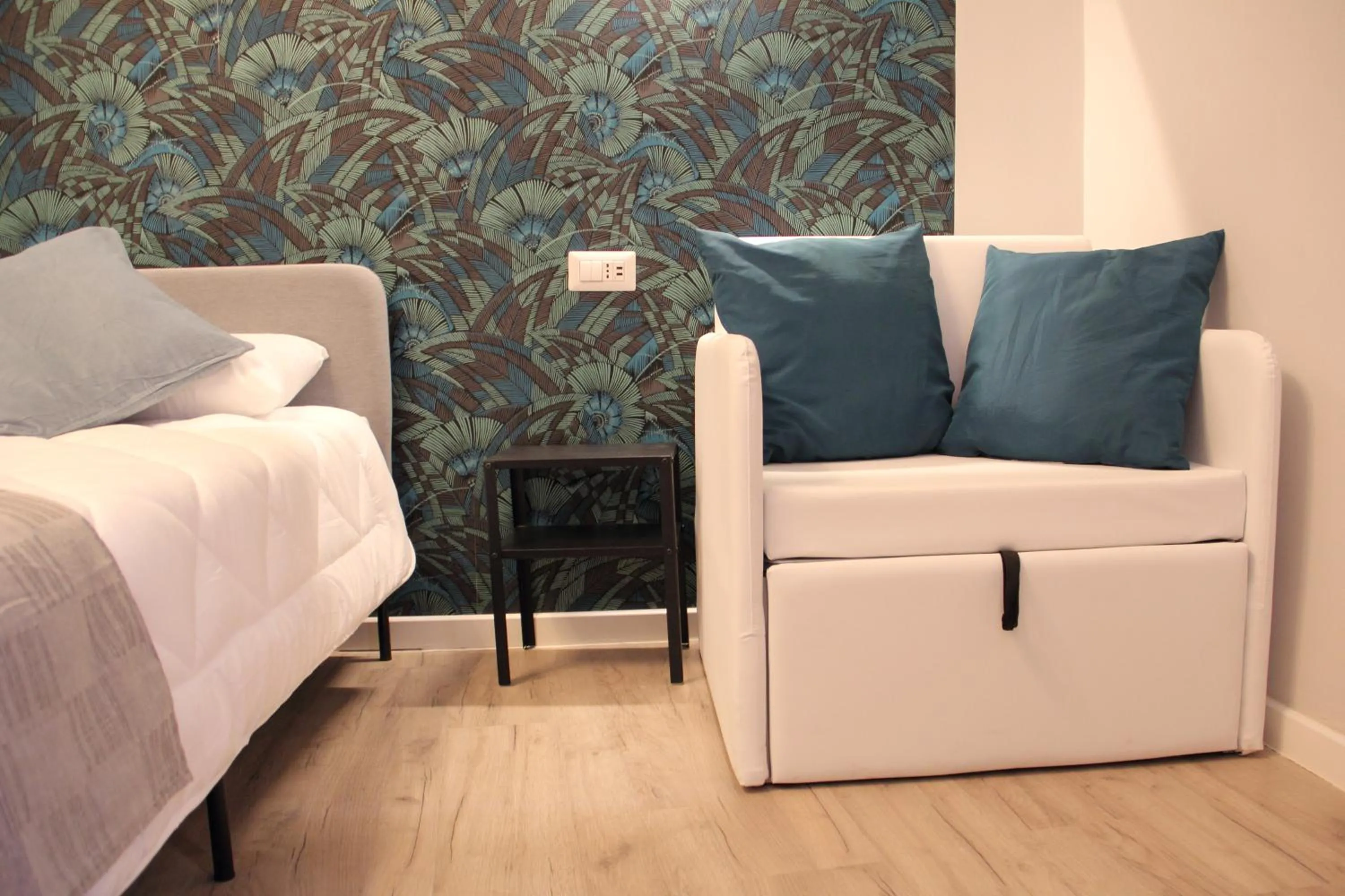 Bed in Vite 99 spanish steps room