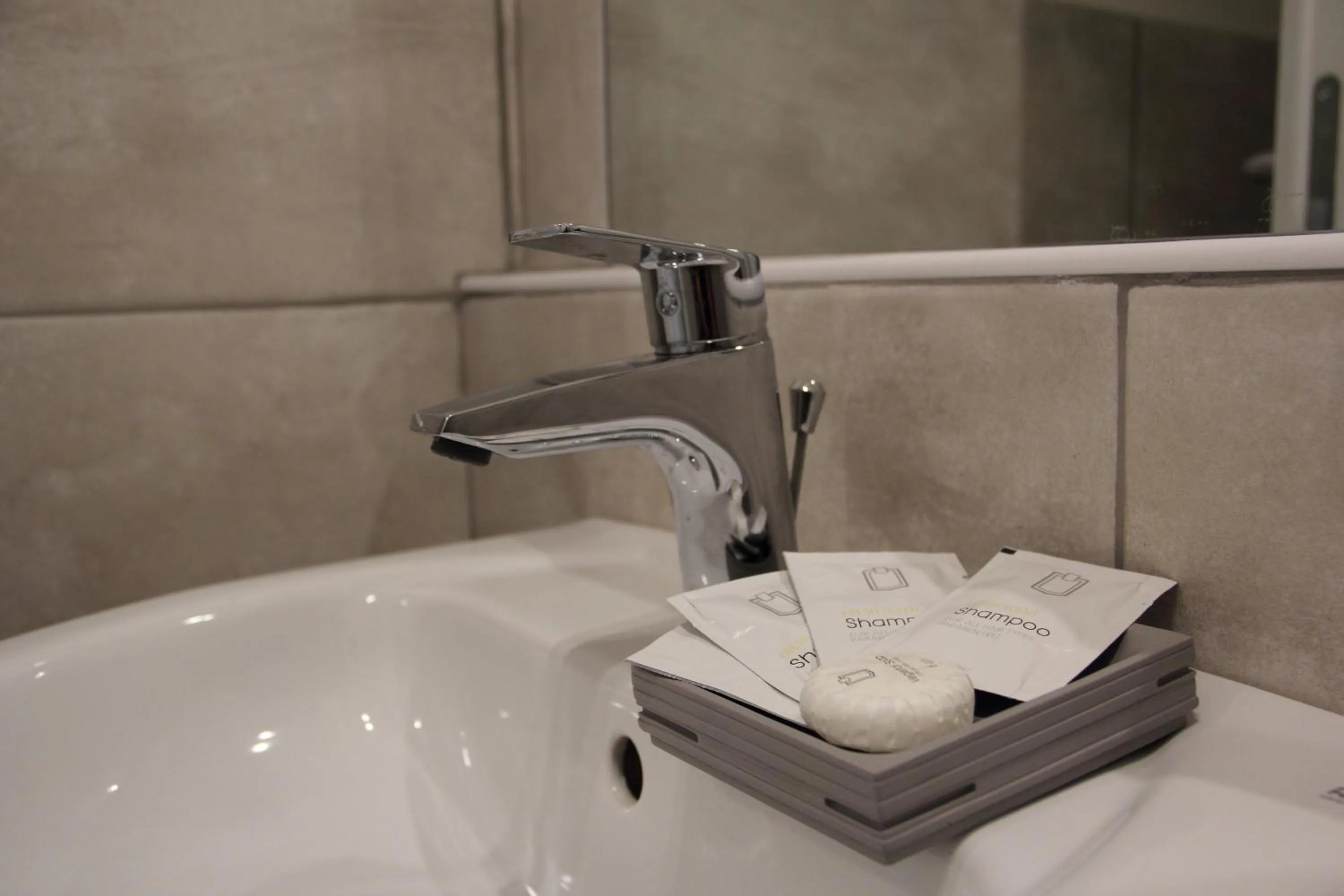 Vite 99 spanish steps room