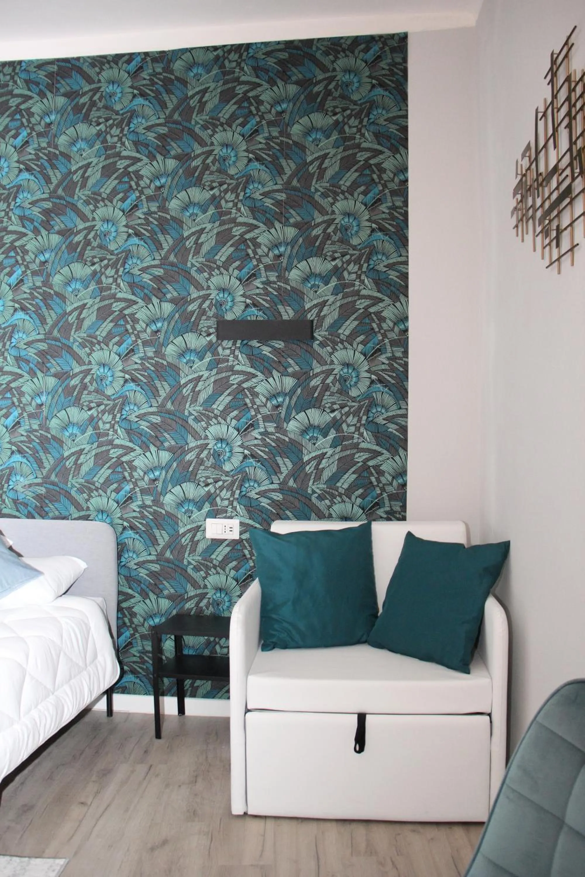 Bed in Vite 99 spanish steps room