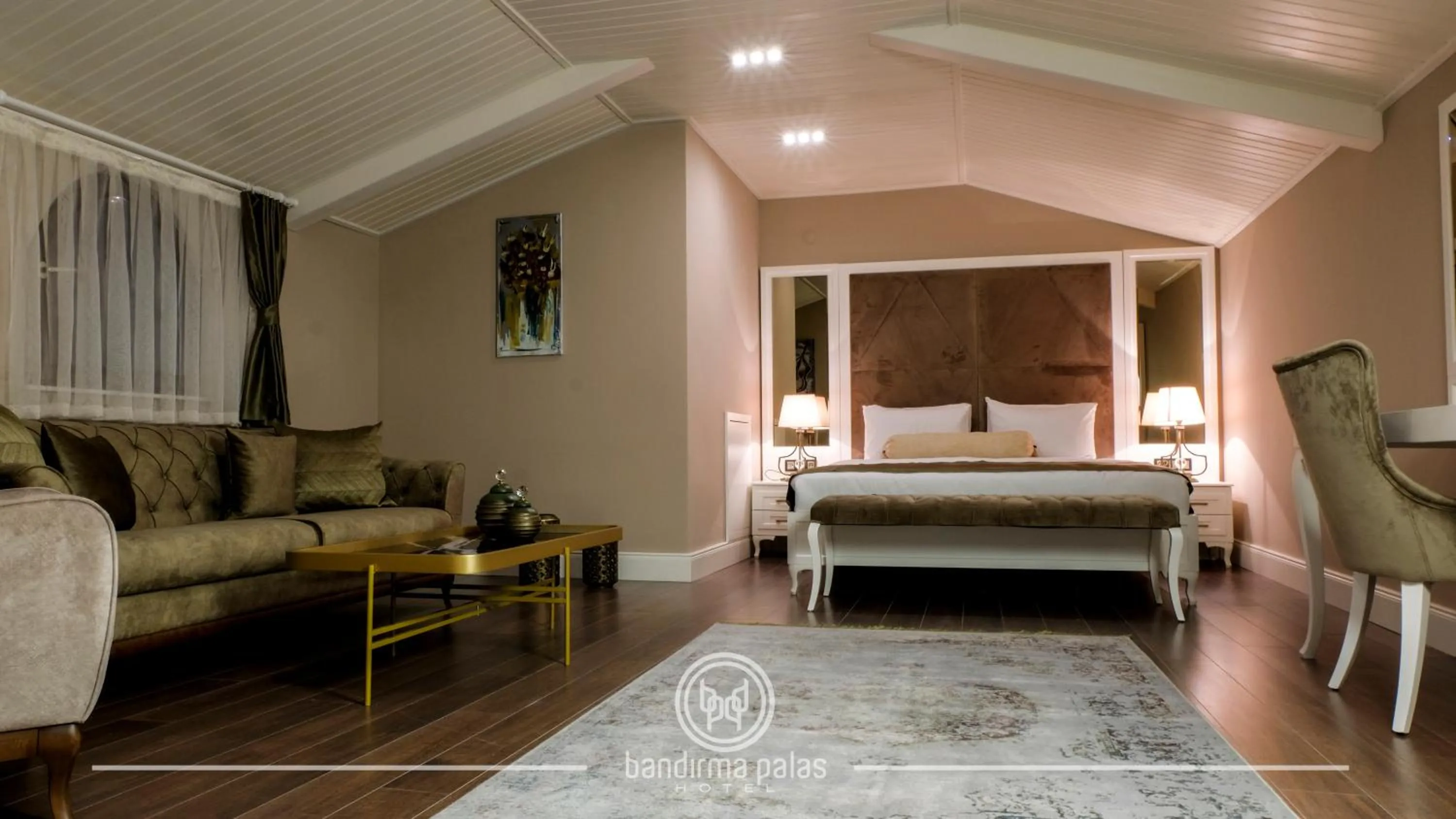 Bed in BANDIRMA PALAS OTEL