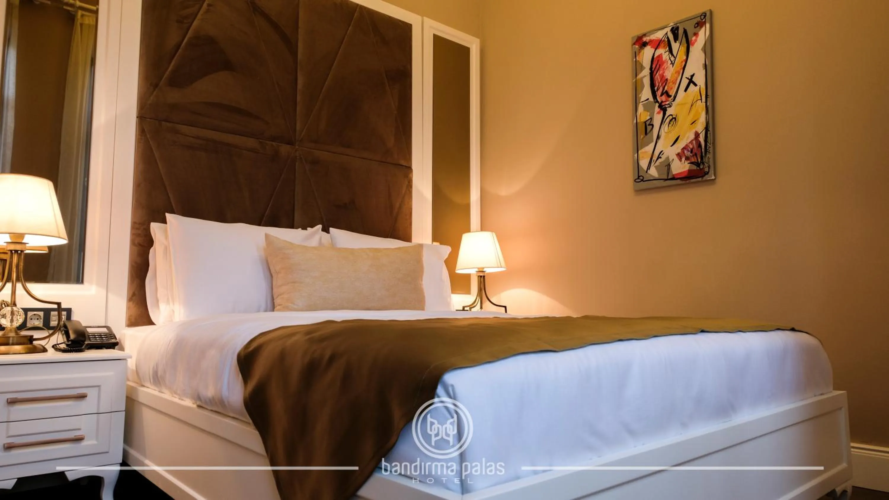 Bed in BANDIRMA PALAS OTEL