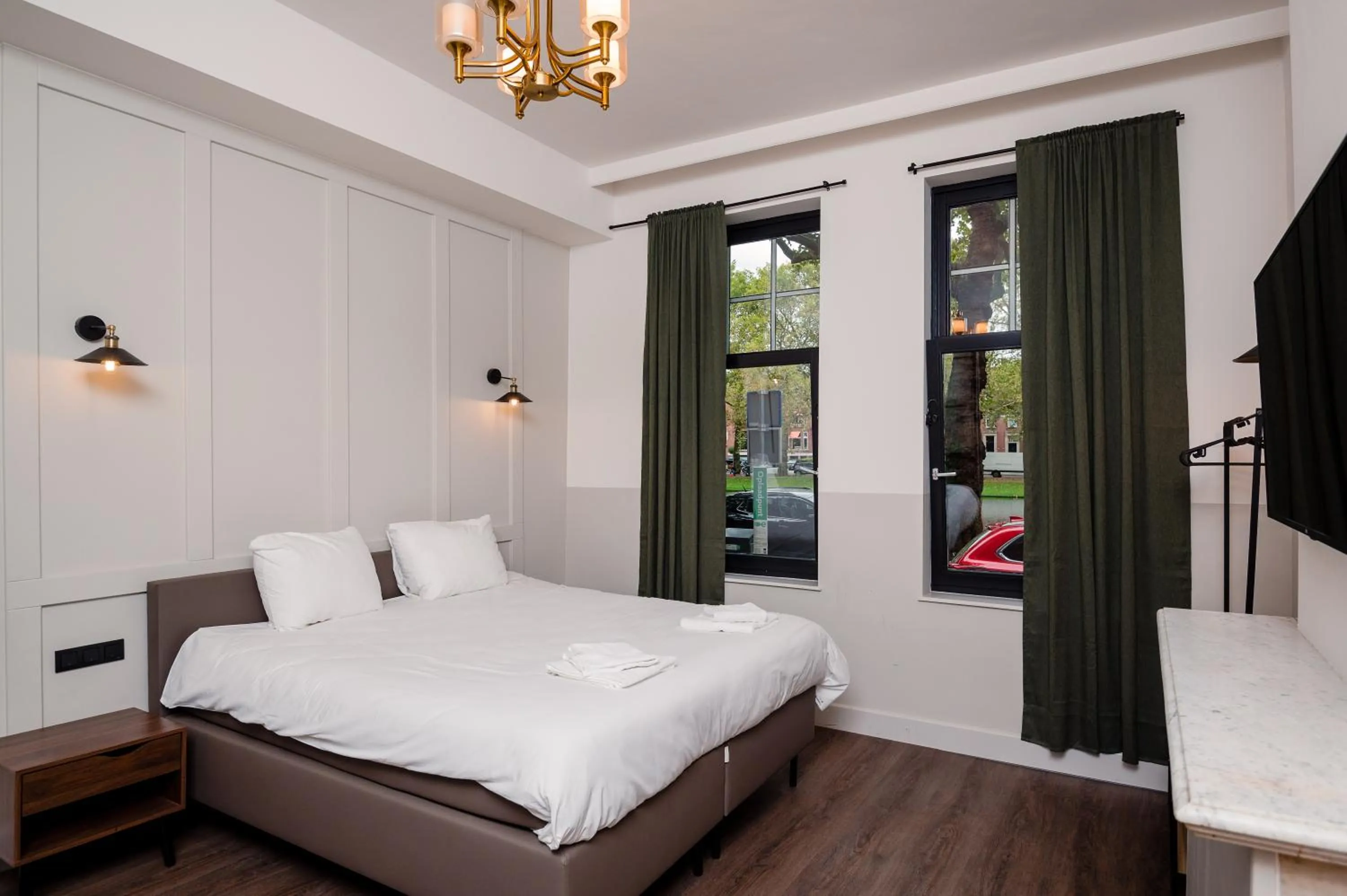 Bed in Mr.Lewis Rotterdam