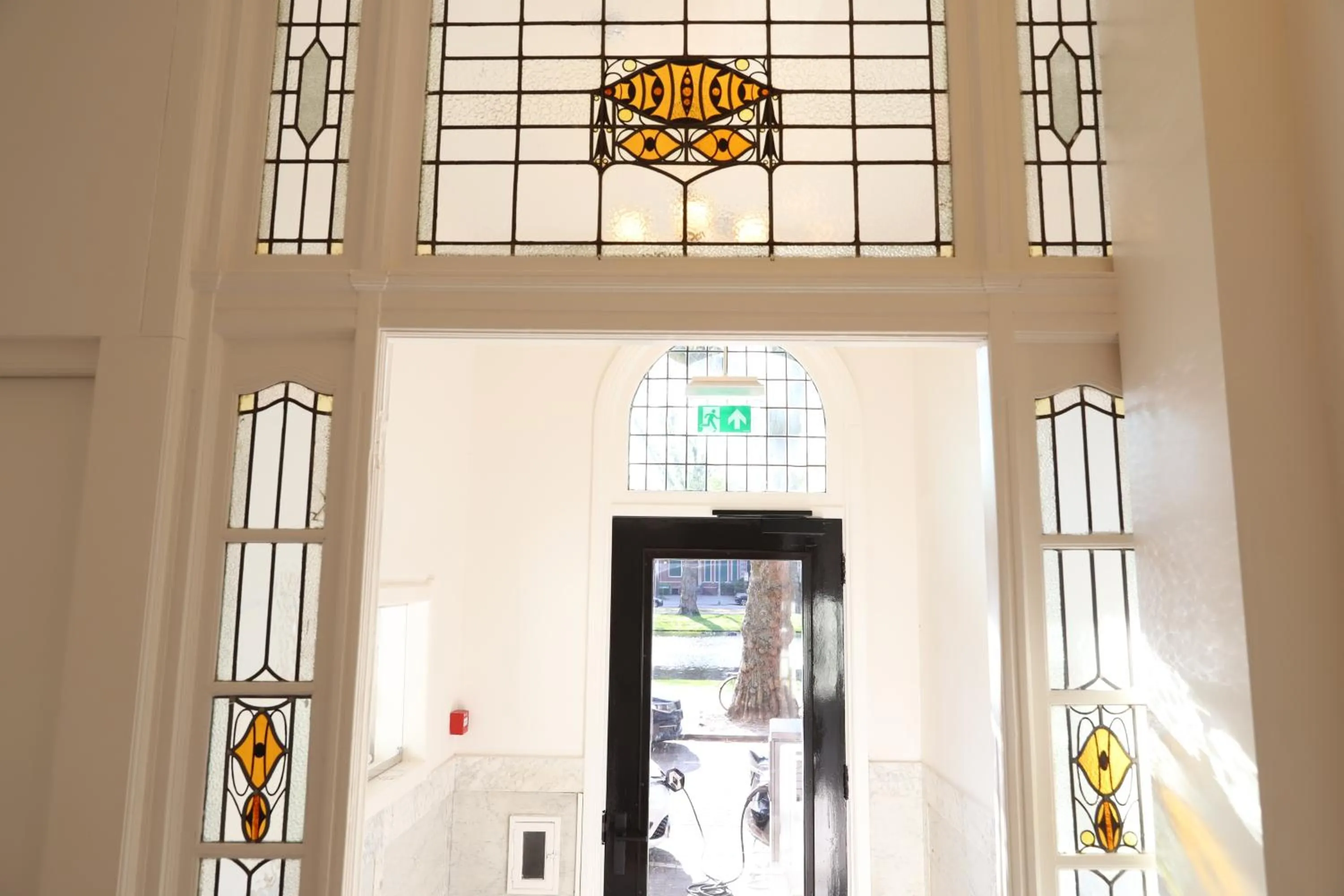 Facade/entrance in Mr.Lewis Rotterdam