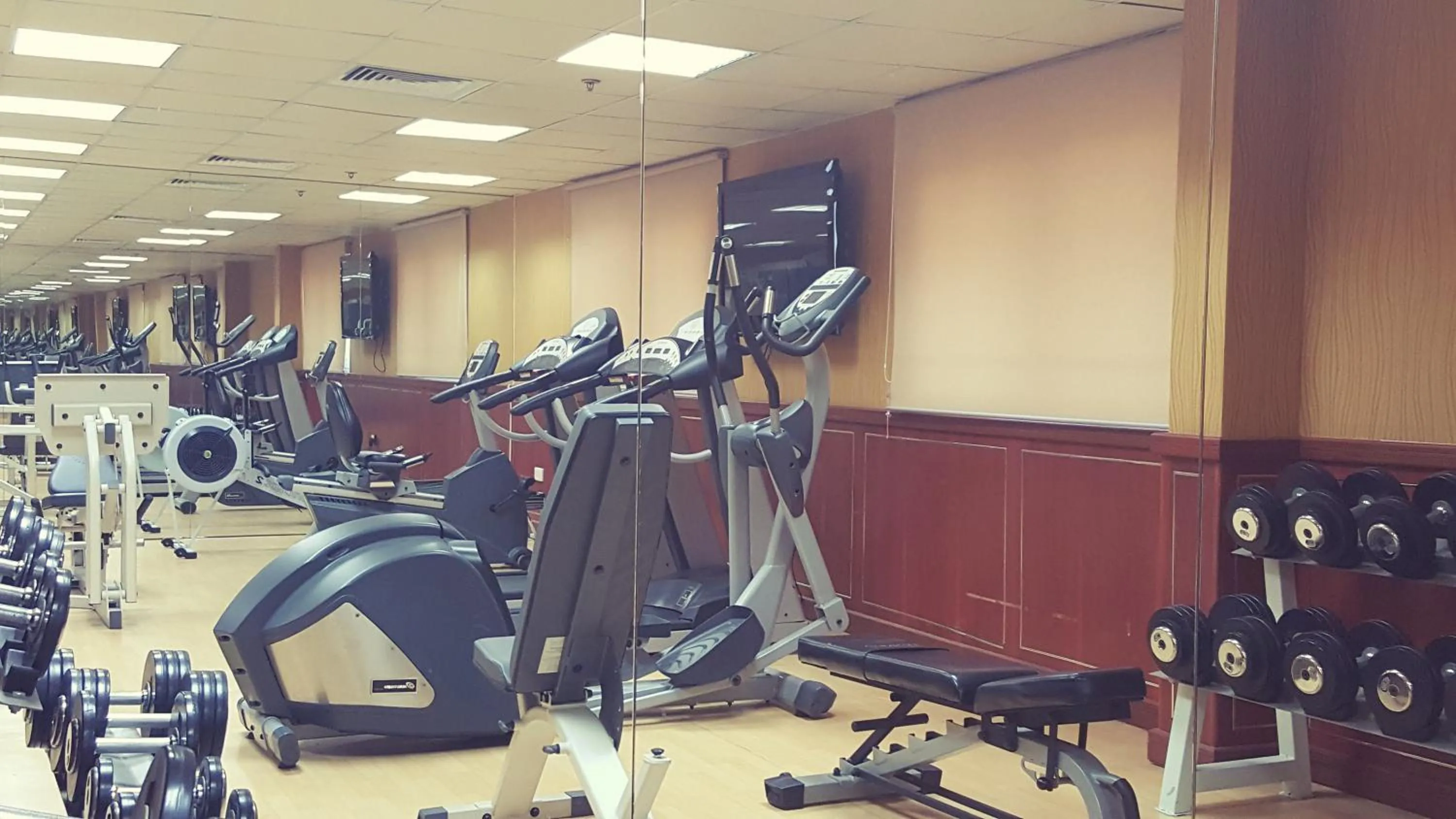 Fitness centre/facilities in Al Manar Hotel Apartments