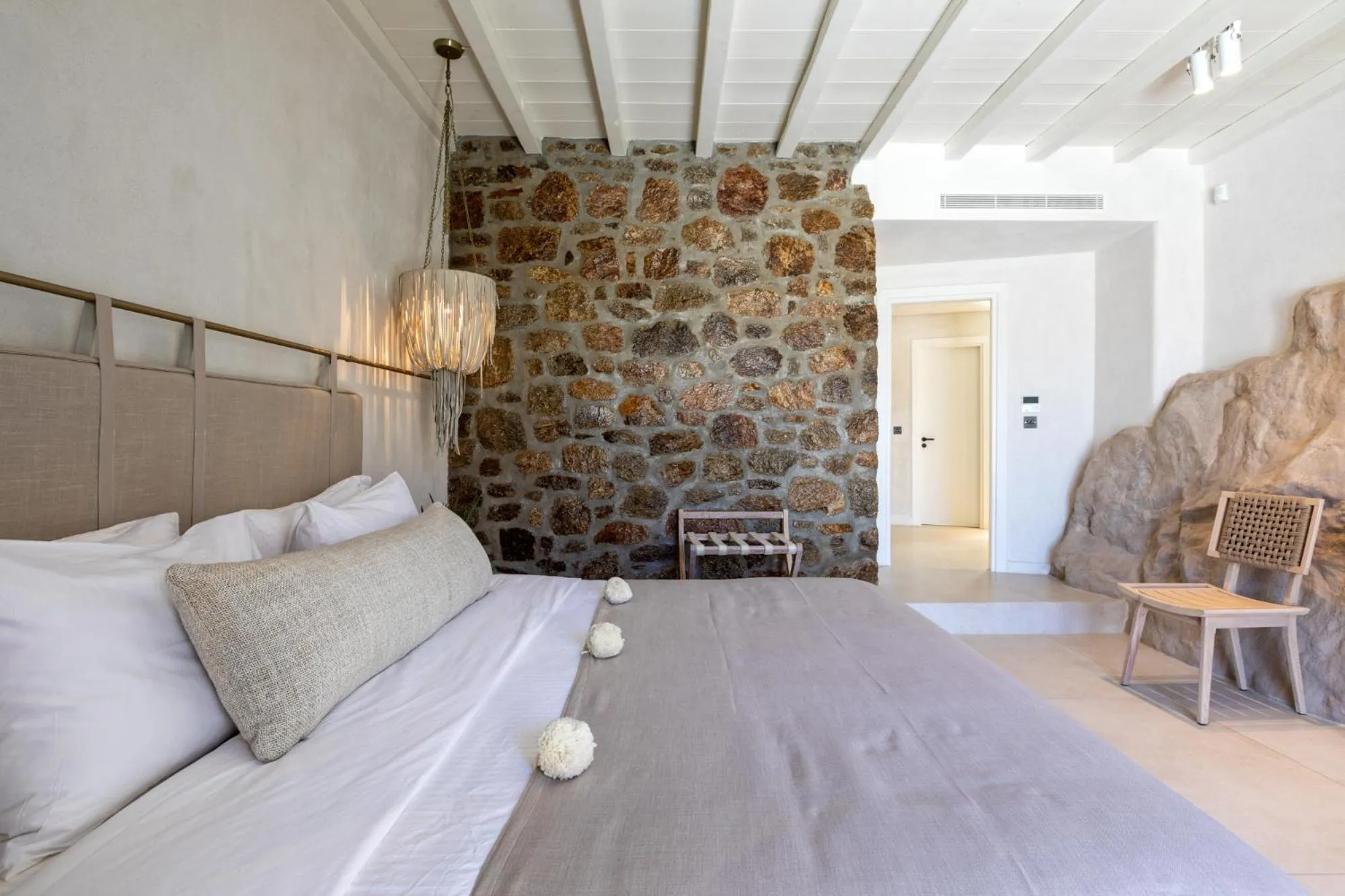 Bedroom, Bed in Mykonos Panormos Villas