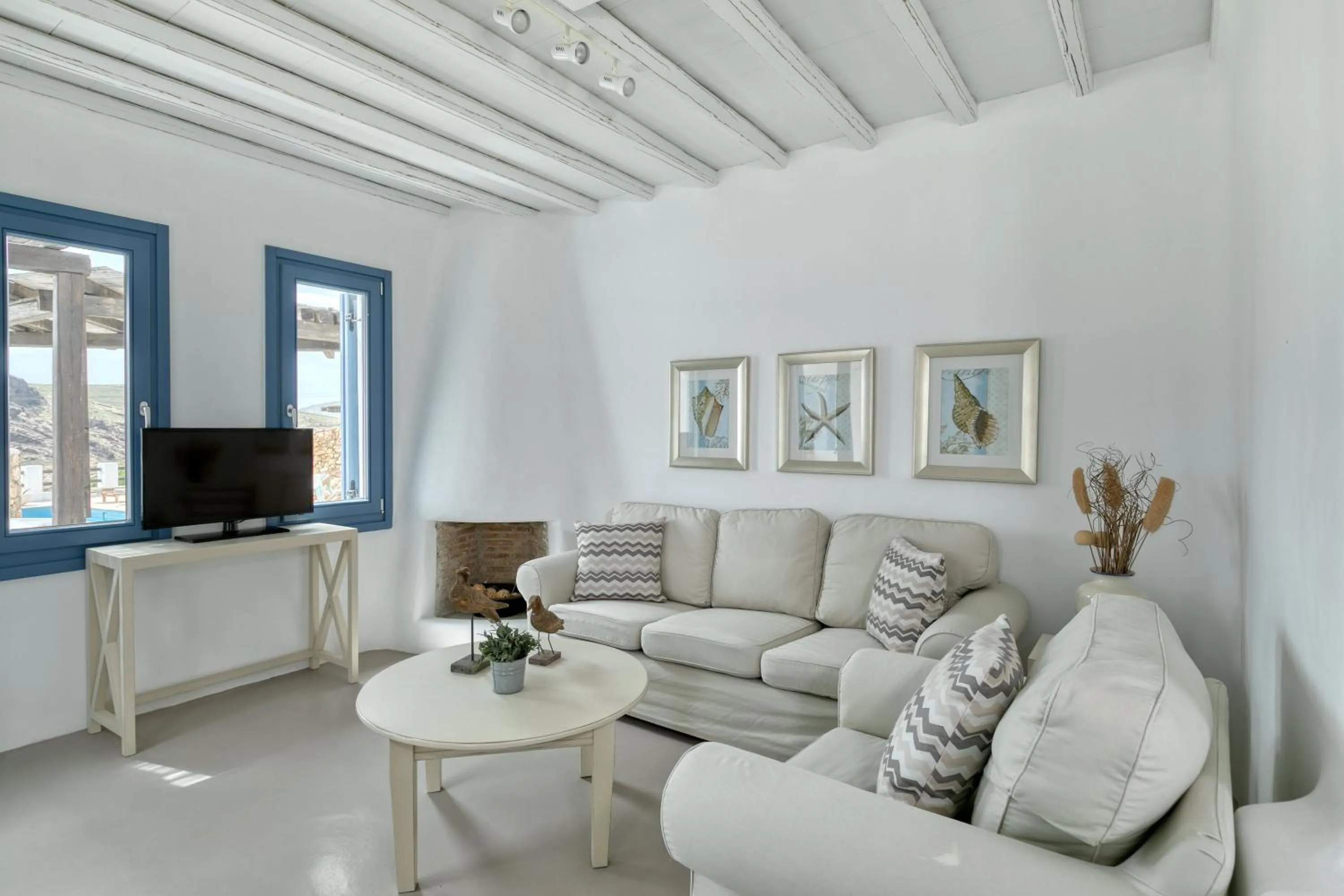 Living room in Mykonos Panormos Villas